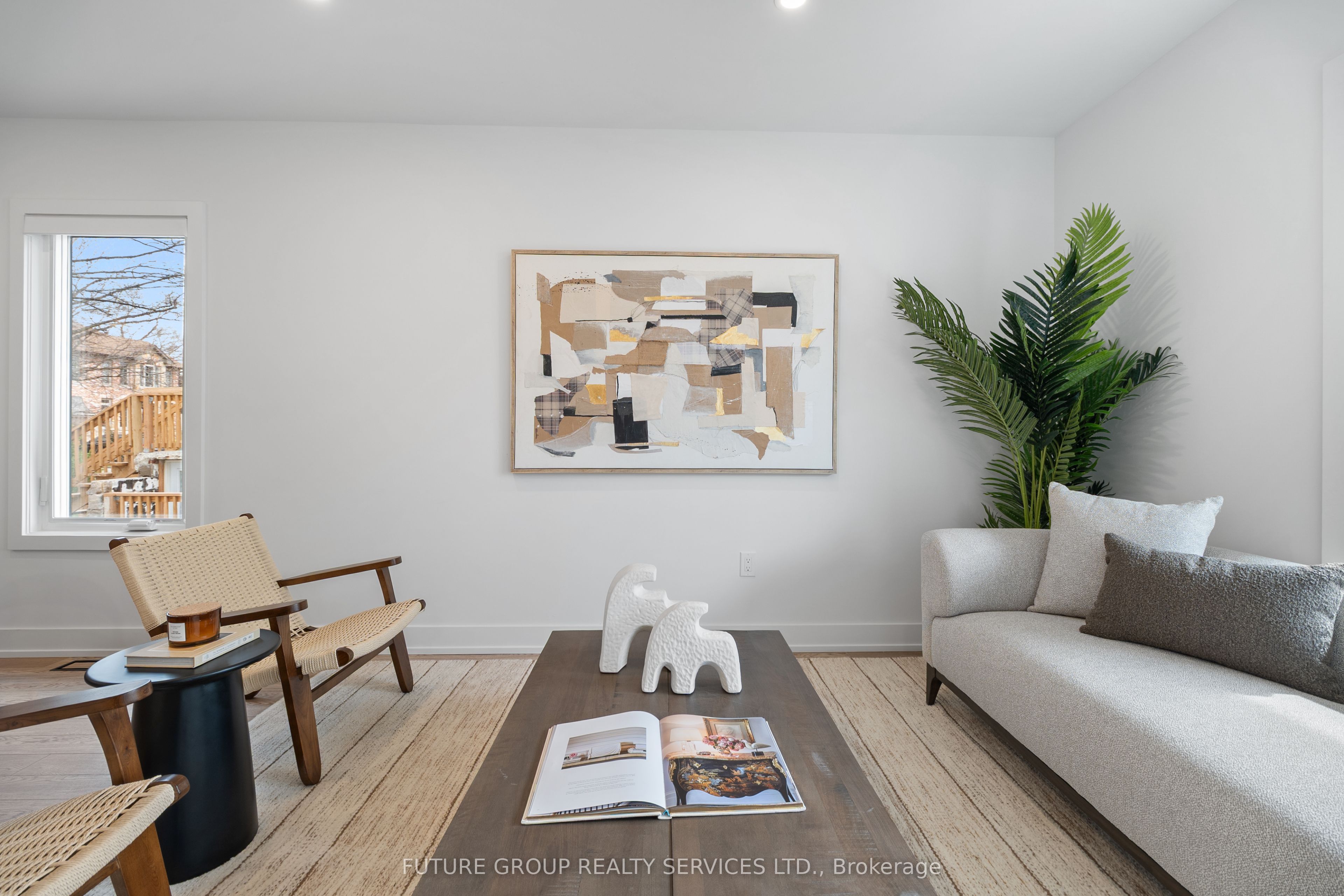 34 Poplar Avenue Unit 2 Property Photo 10
