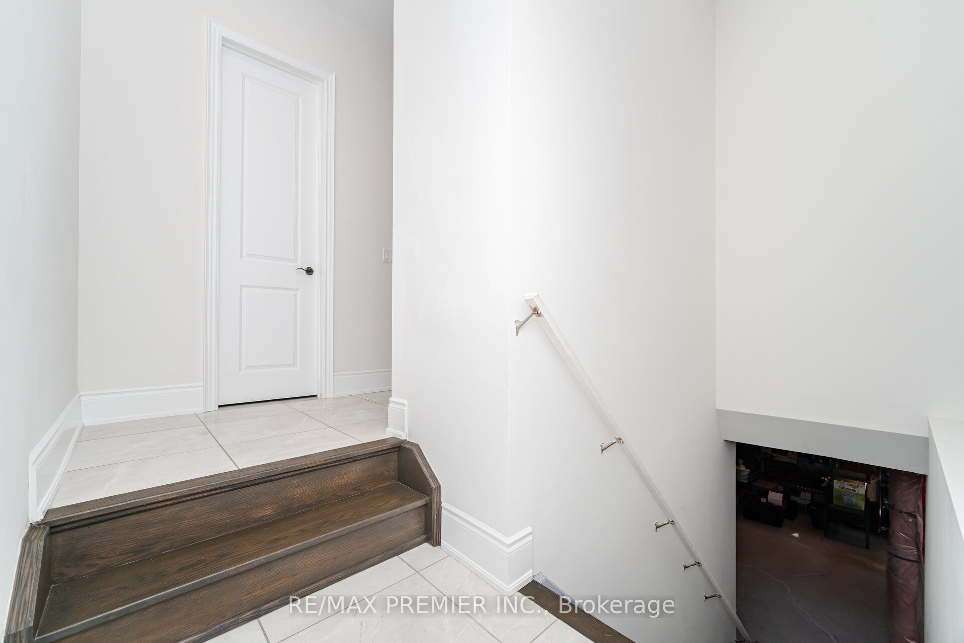18 Erintown Crescent Property Photo 20