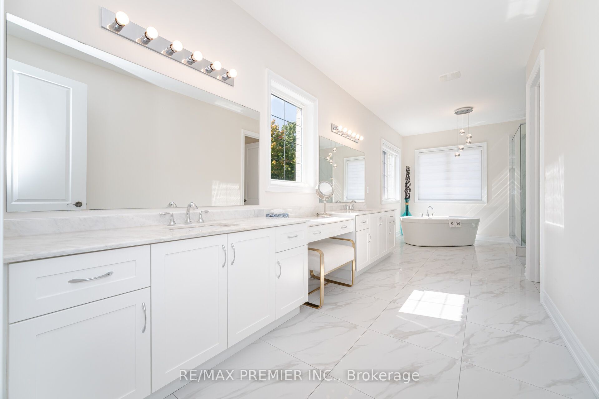 18 Erintown Crescent Property Photo 30