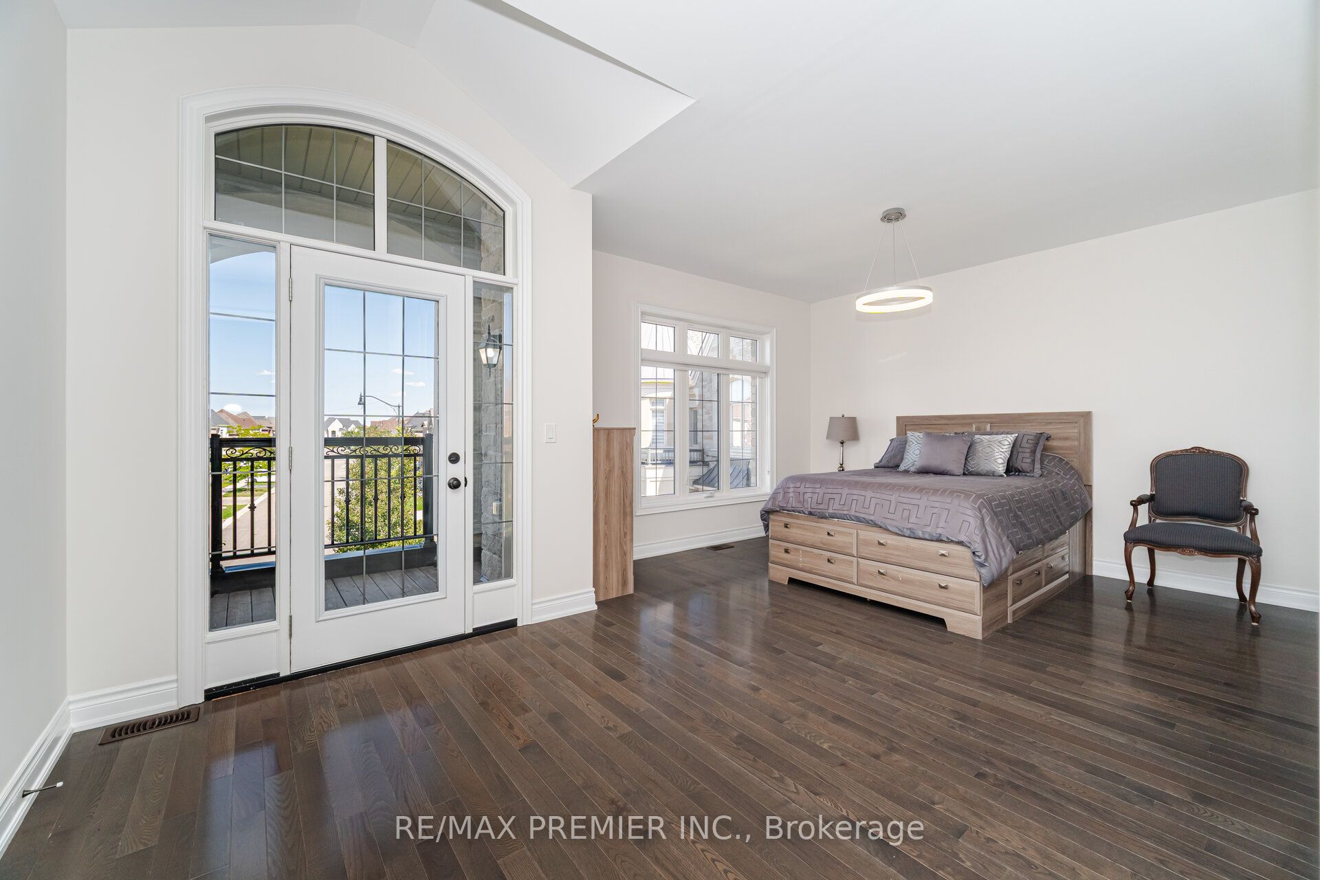 18 Erintown Crescent Property Photo 33