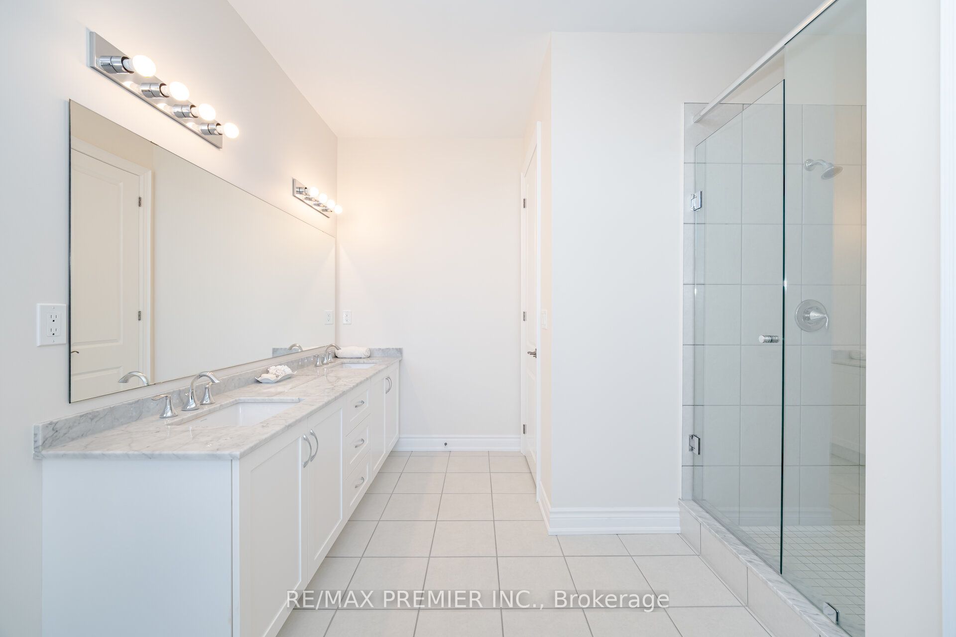 18 Erintown Crescent Property Photo 39