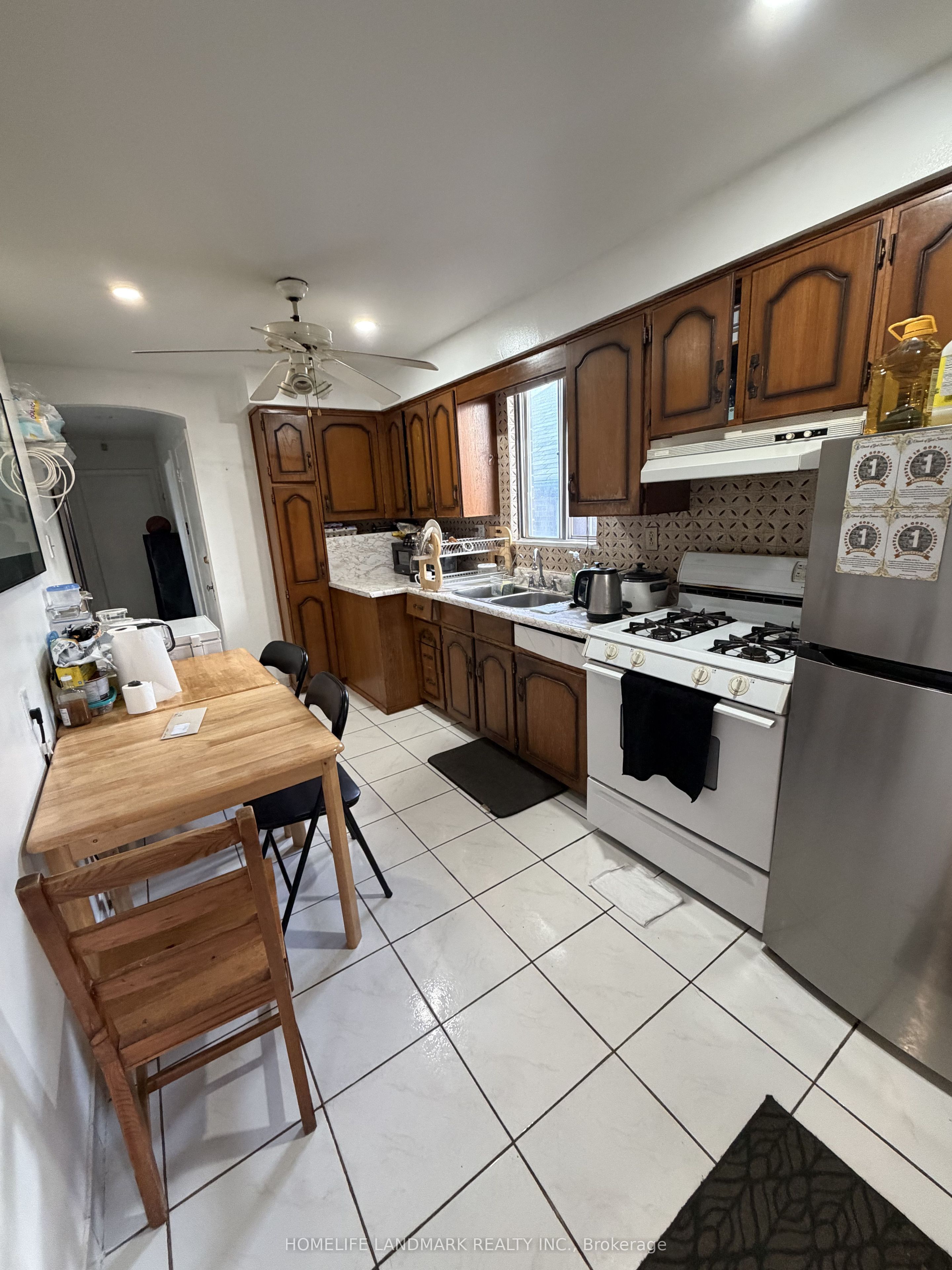 131 Cameron Avenue Property Photo 4