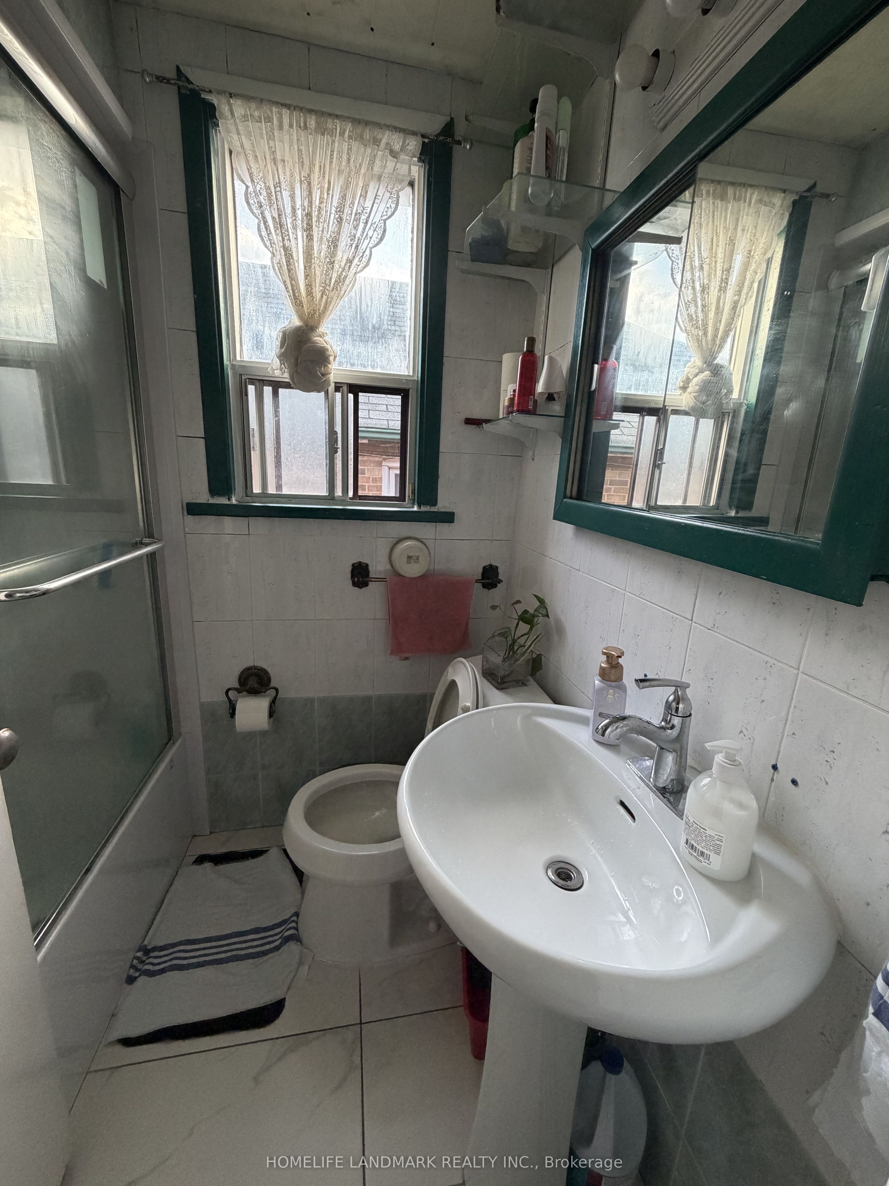 131 Cameron Avenue Property Photo 6