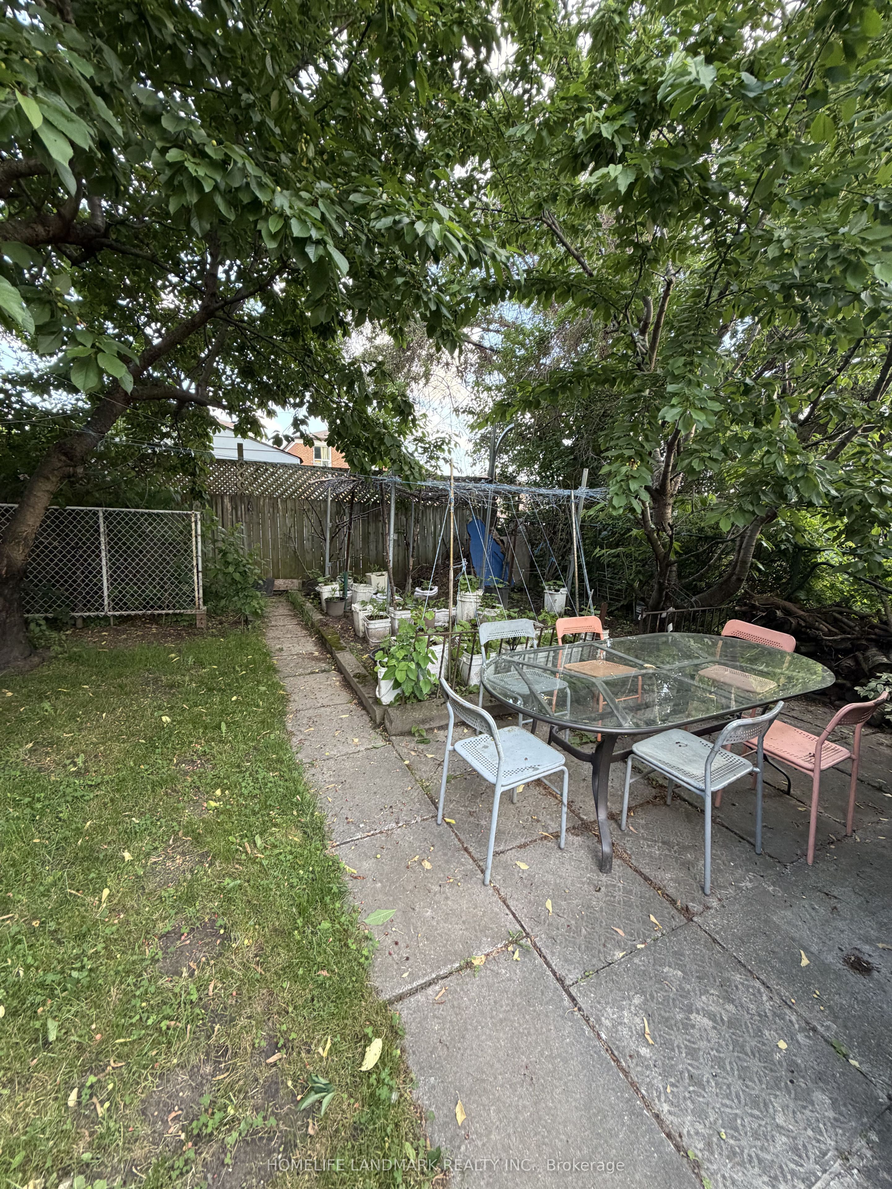 131 Cameron Avenue Property Photo 10