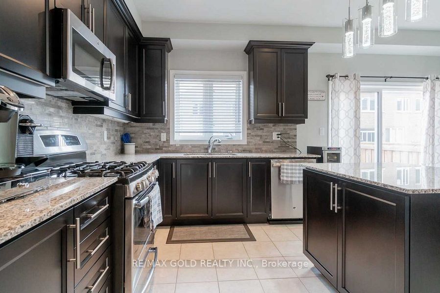 13 Walbrook Road Property Photo 4
