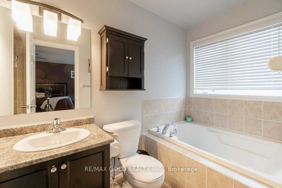13 Walbrook Road Property Photo 12