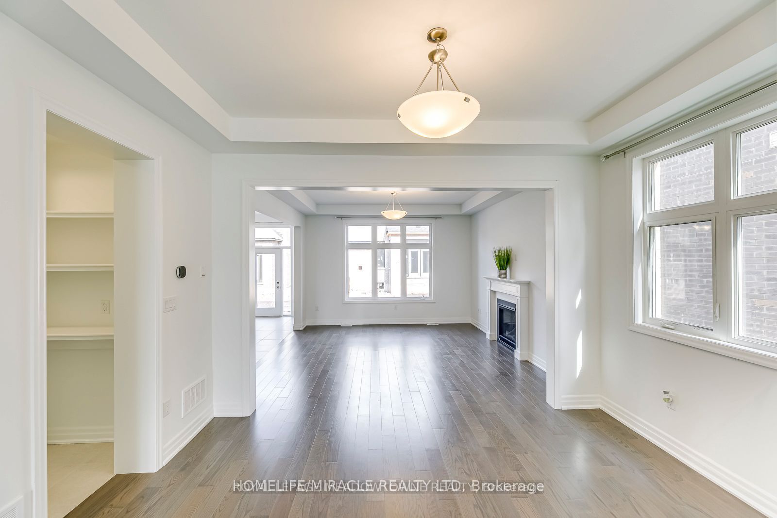 3133 Moss Gardens Property Photo 11