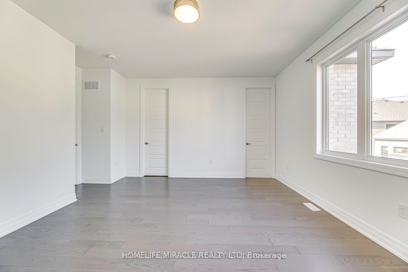 3133 Moss Gardens Property Photo 15