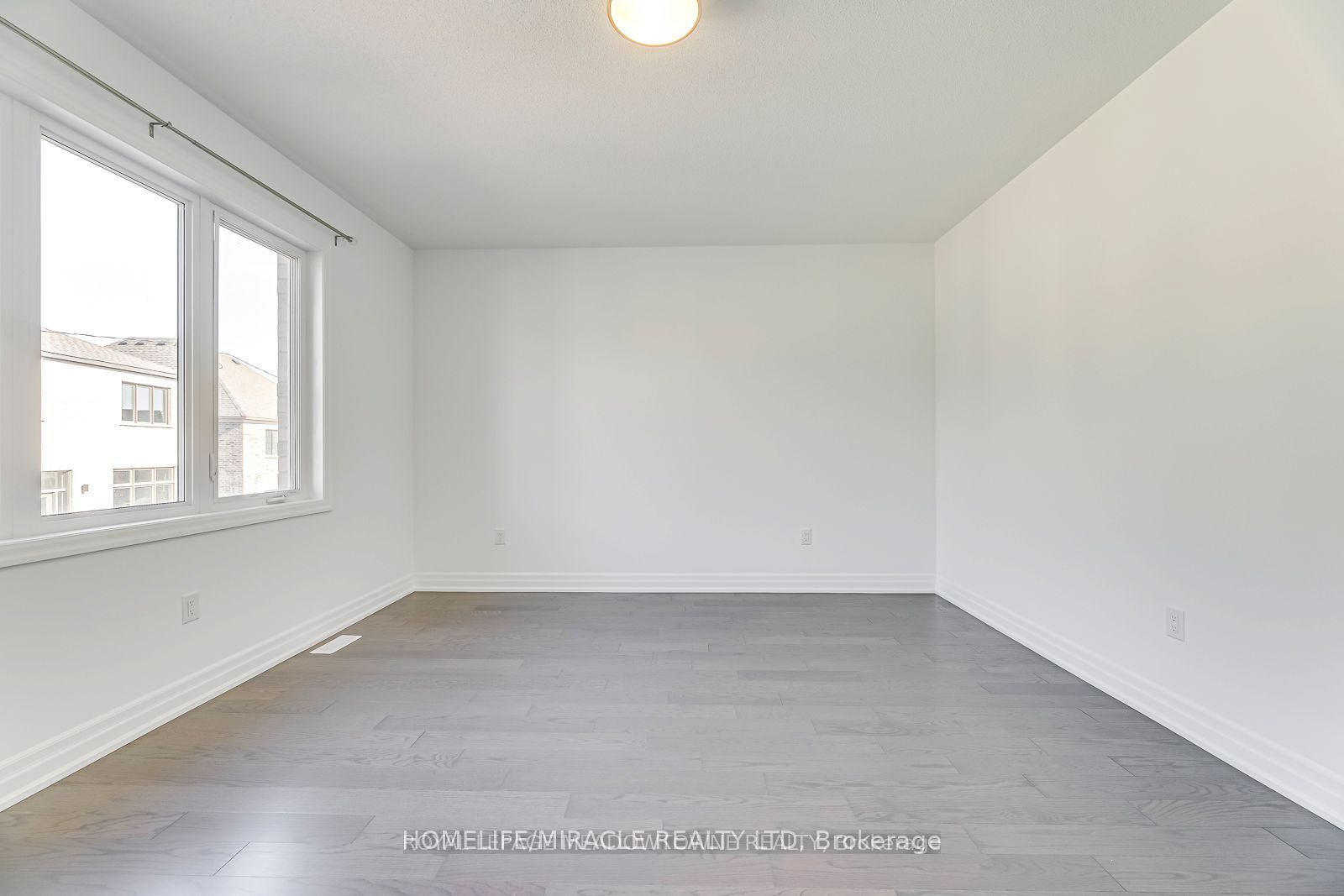 3133 Moss Gardens Property Photo 17