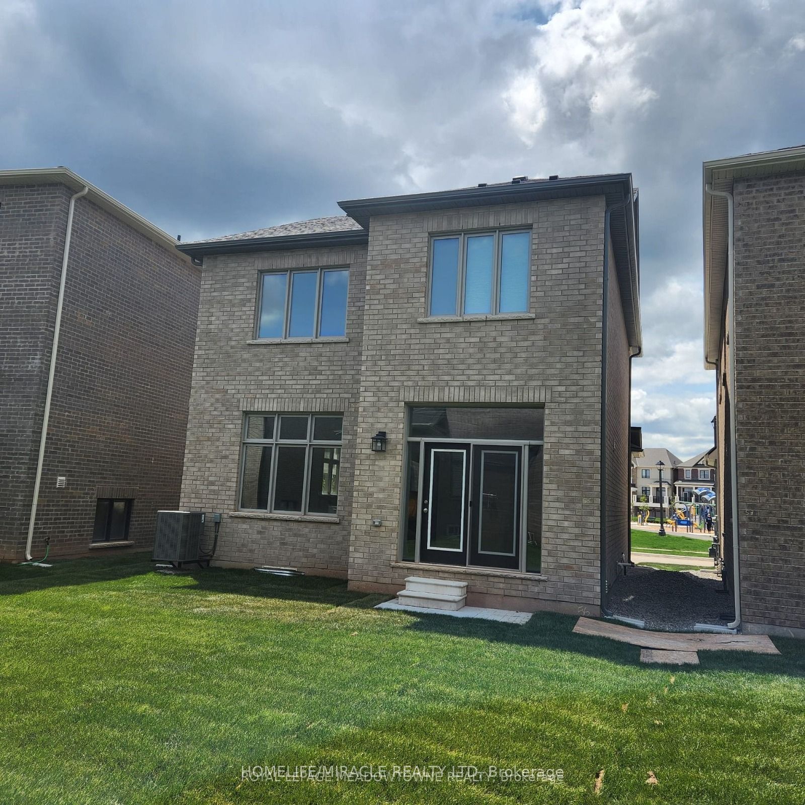 3133 Moss Gardens Property Photo 34