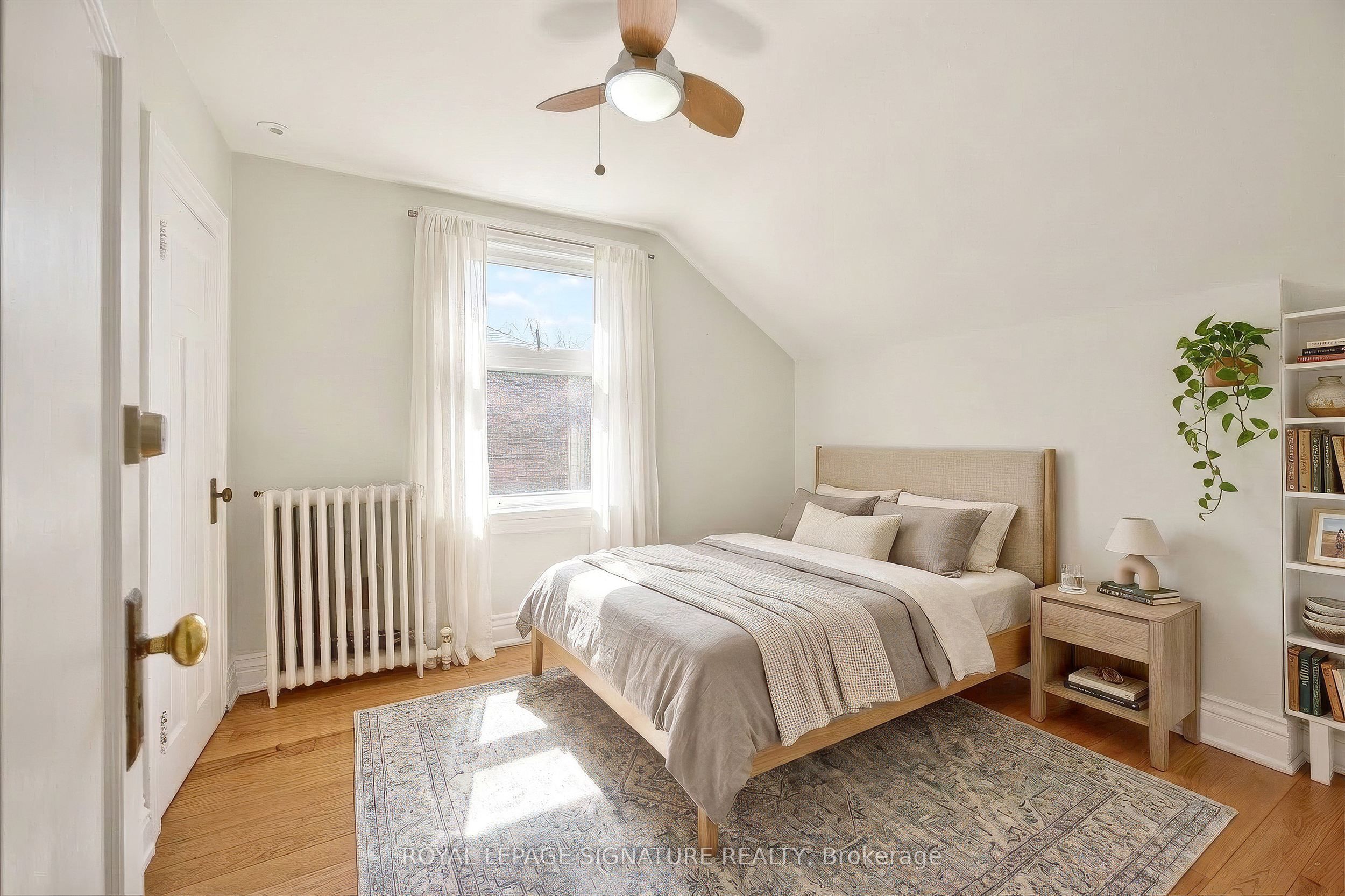 426 Armadale Avenue Property Photo 34