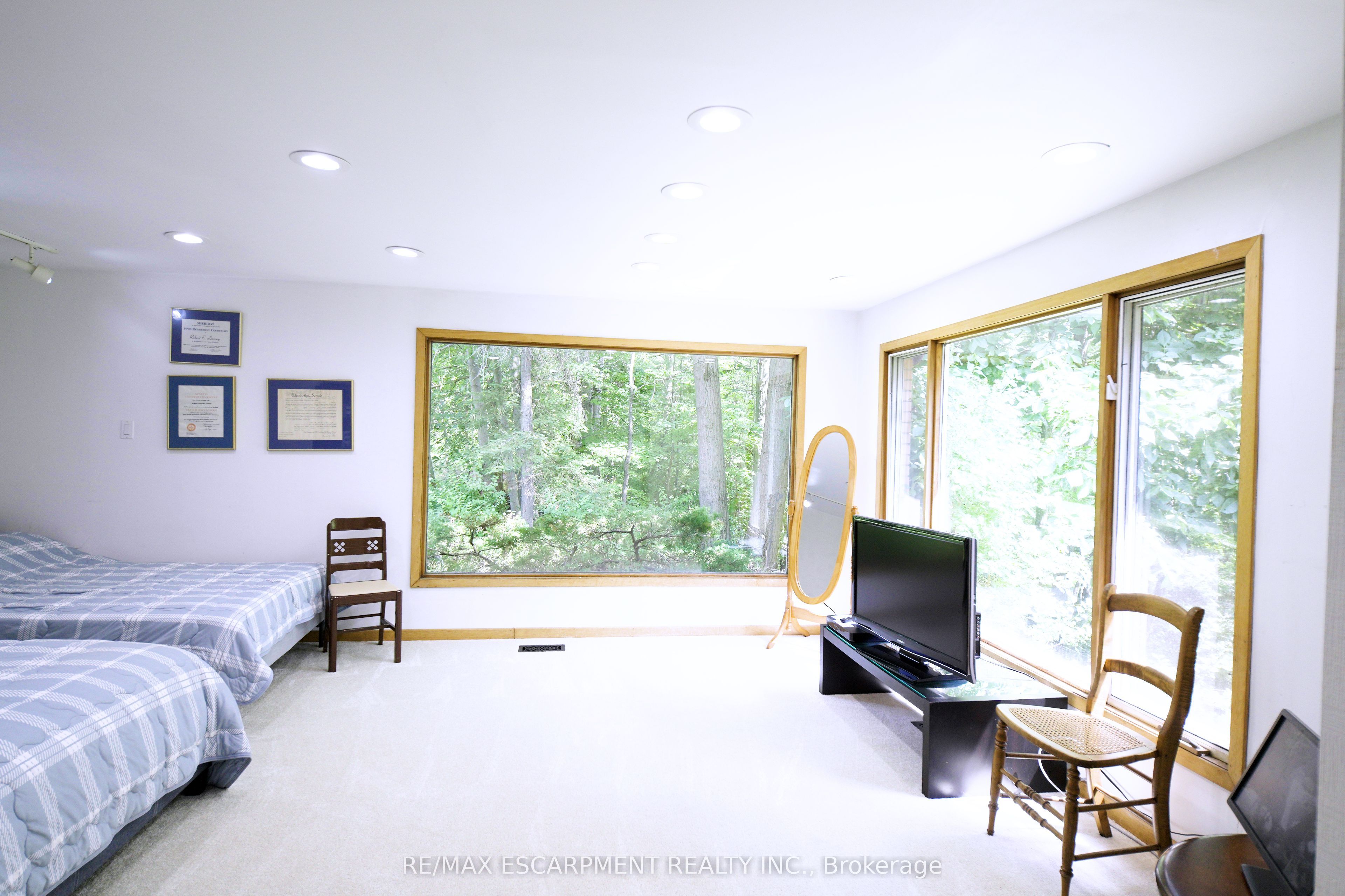 560 Crane Court Property Photo 19