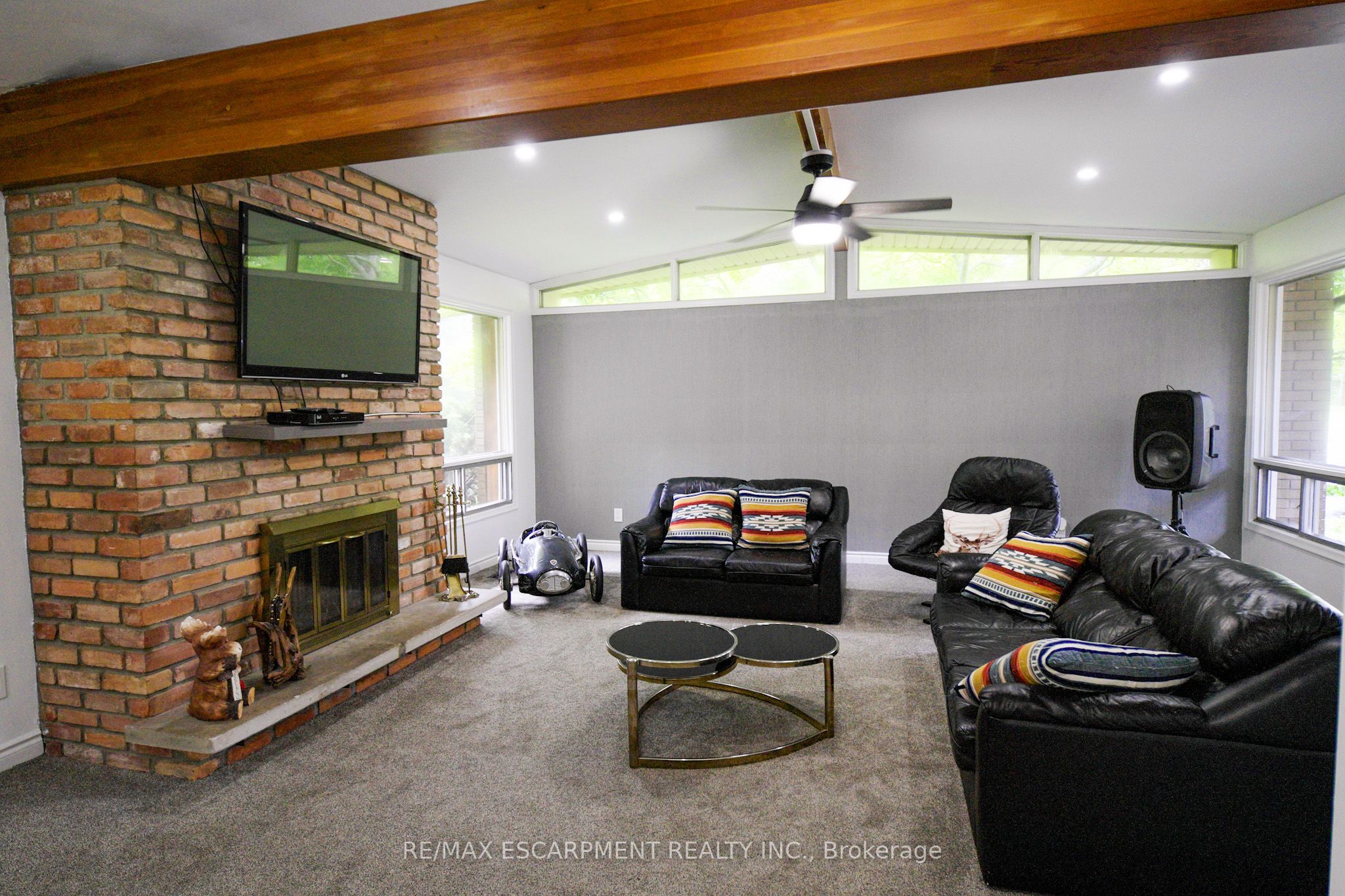 560 Crane Court Property Photo 25