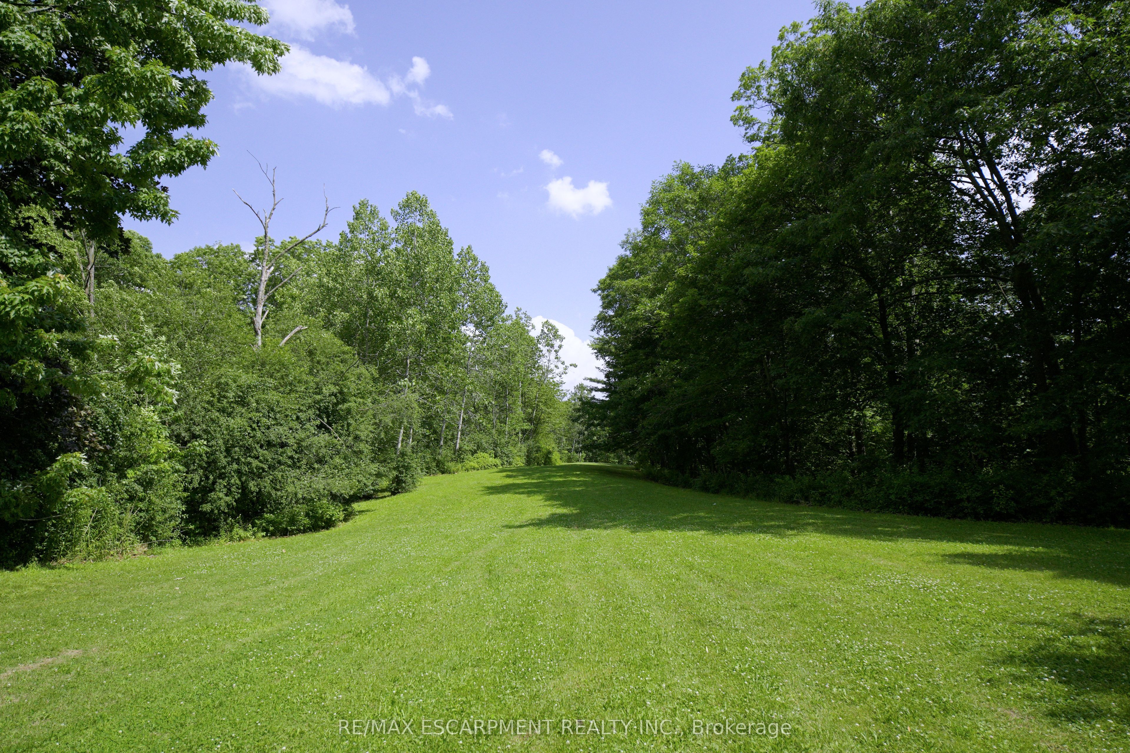 560 Crane Court Property Photo 42
