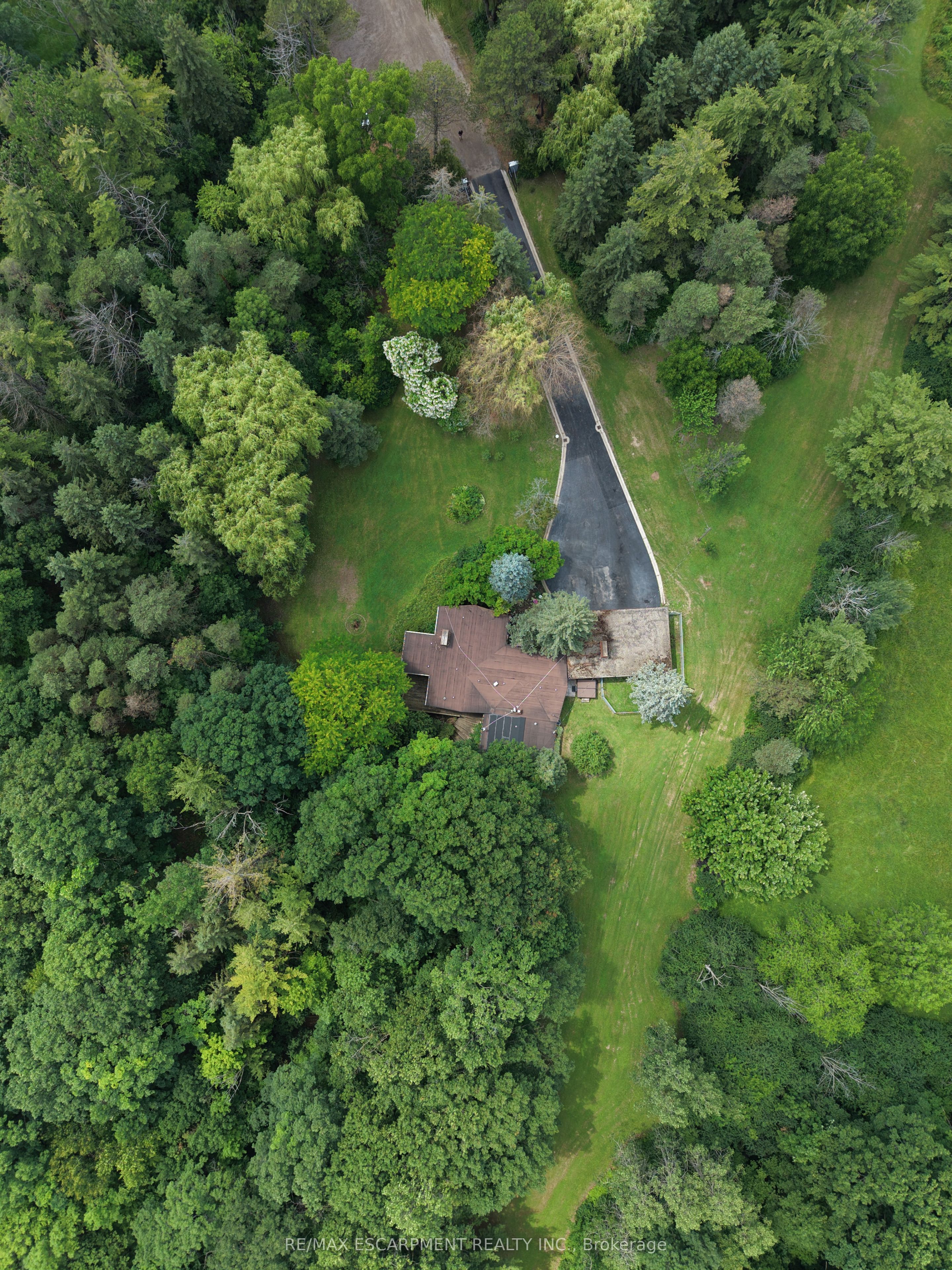 560 Crane Court Property Photo 45