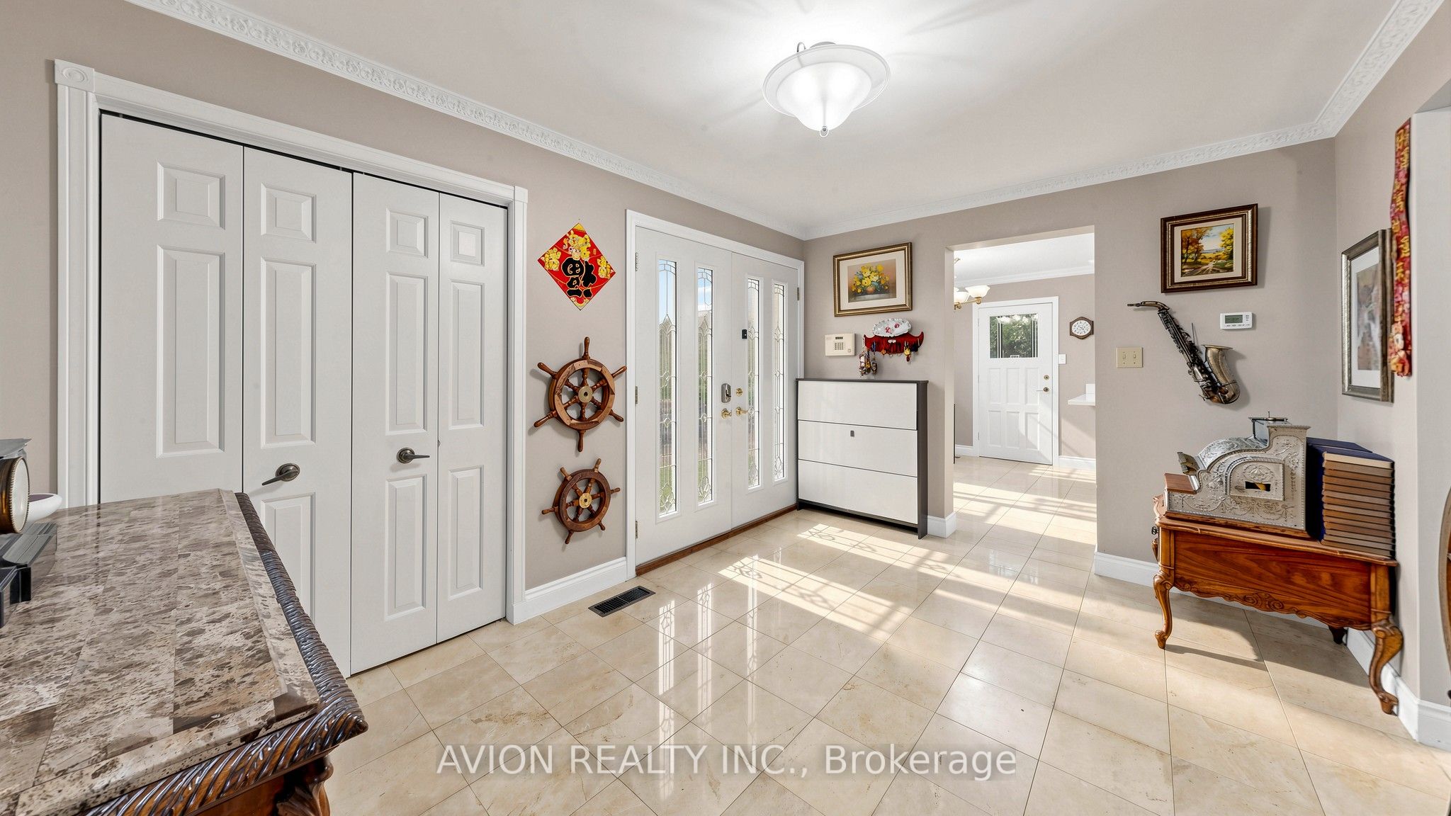 1423 Malibou Terrace Property Photo 8