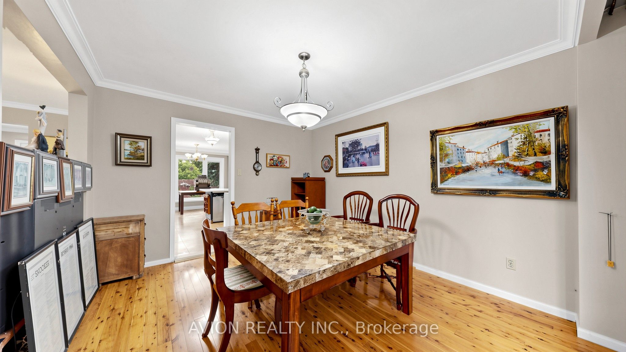 1423 Malibou Terrace Property Photo 18