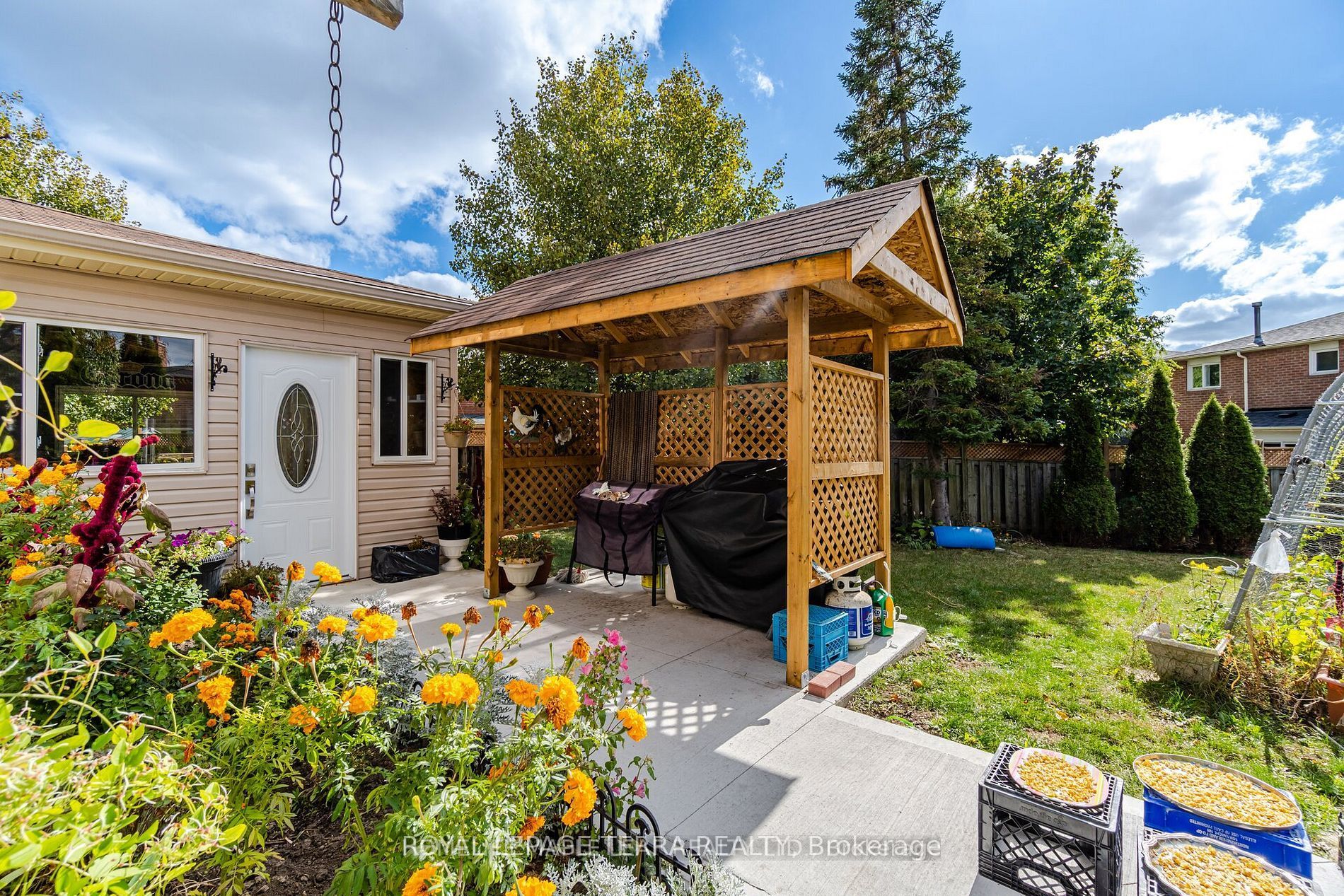 14 Sheringham Street Property Photo 33