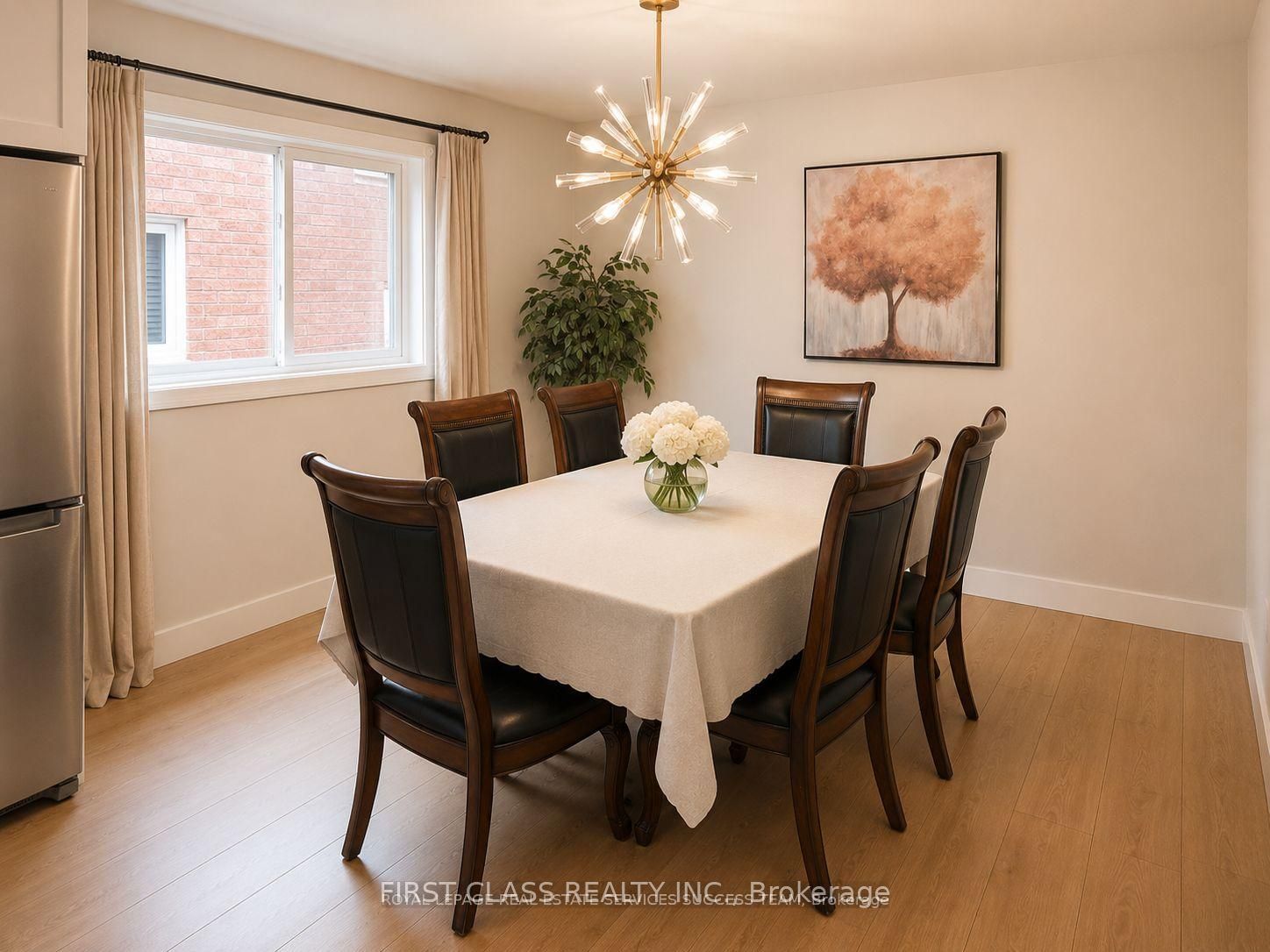 2360 Credit Valley Road Property Photo 6