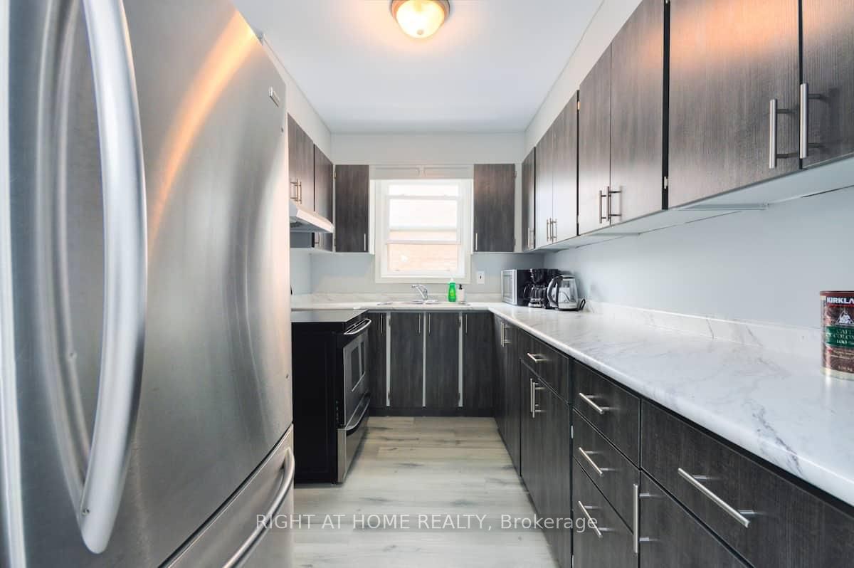 9 Donald Avenue 2 Property Photo 4