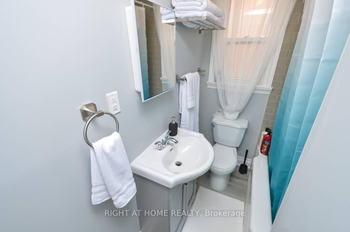 9 Donald Avenue 2 Property Photo 9
