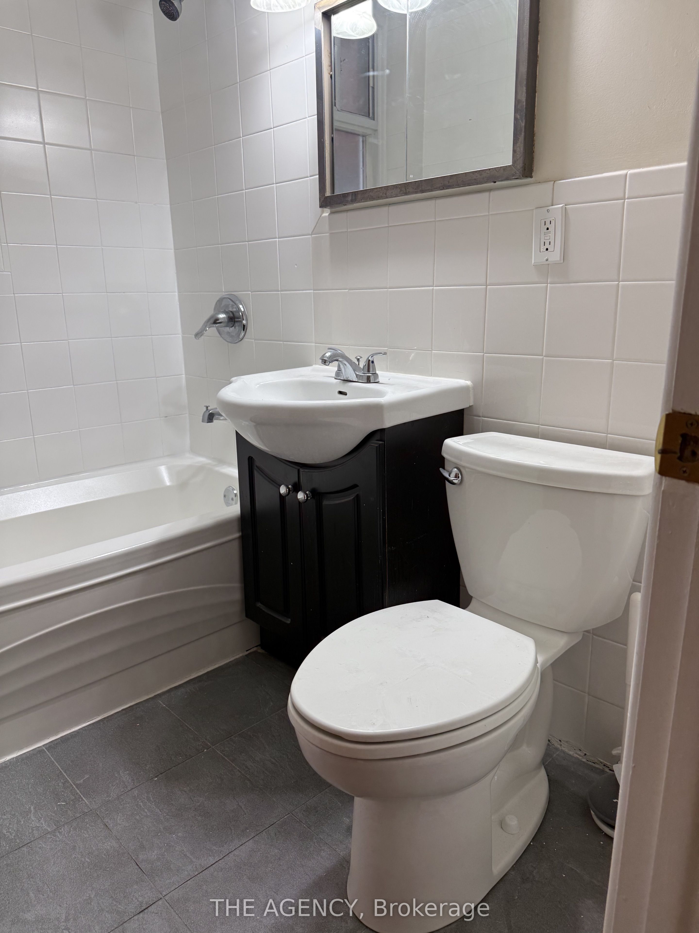 75 Keele Street 1 Property Photo 7