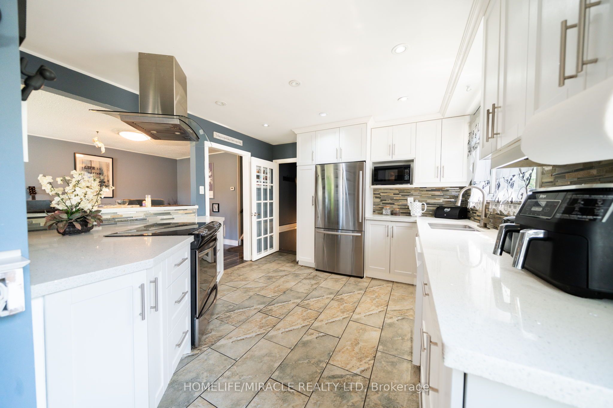 38 Ascot Avenue Property Photo 6
