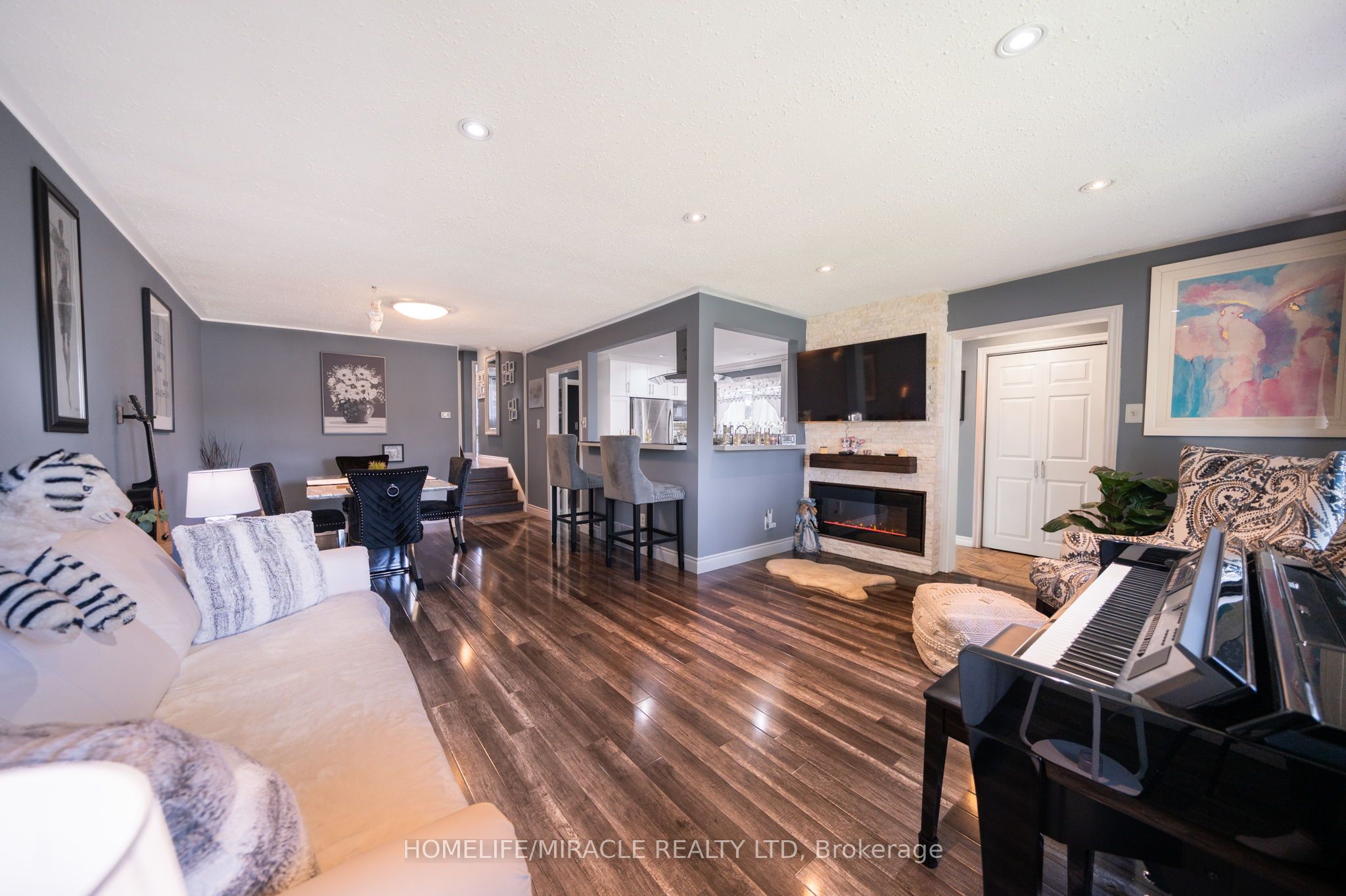38 Ascot Avenue Property Photo 15