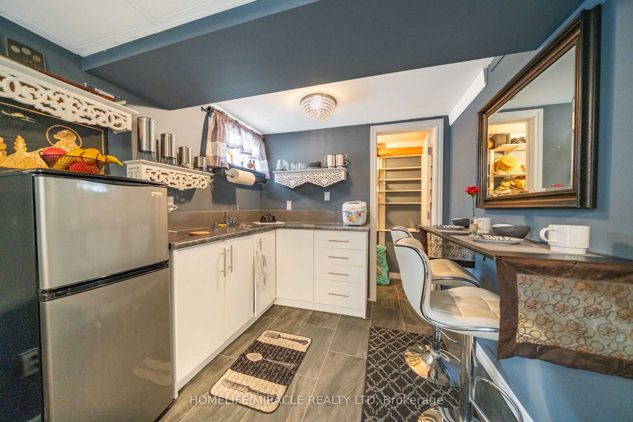 38 Ascot Avenue Property Photo 29
