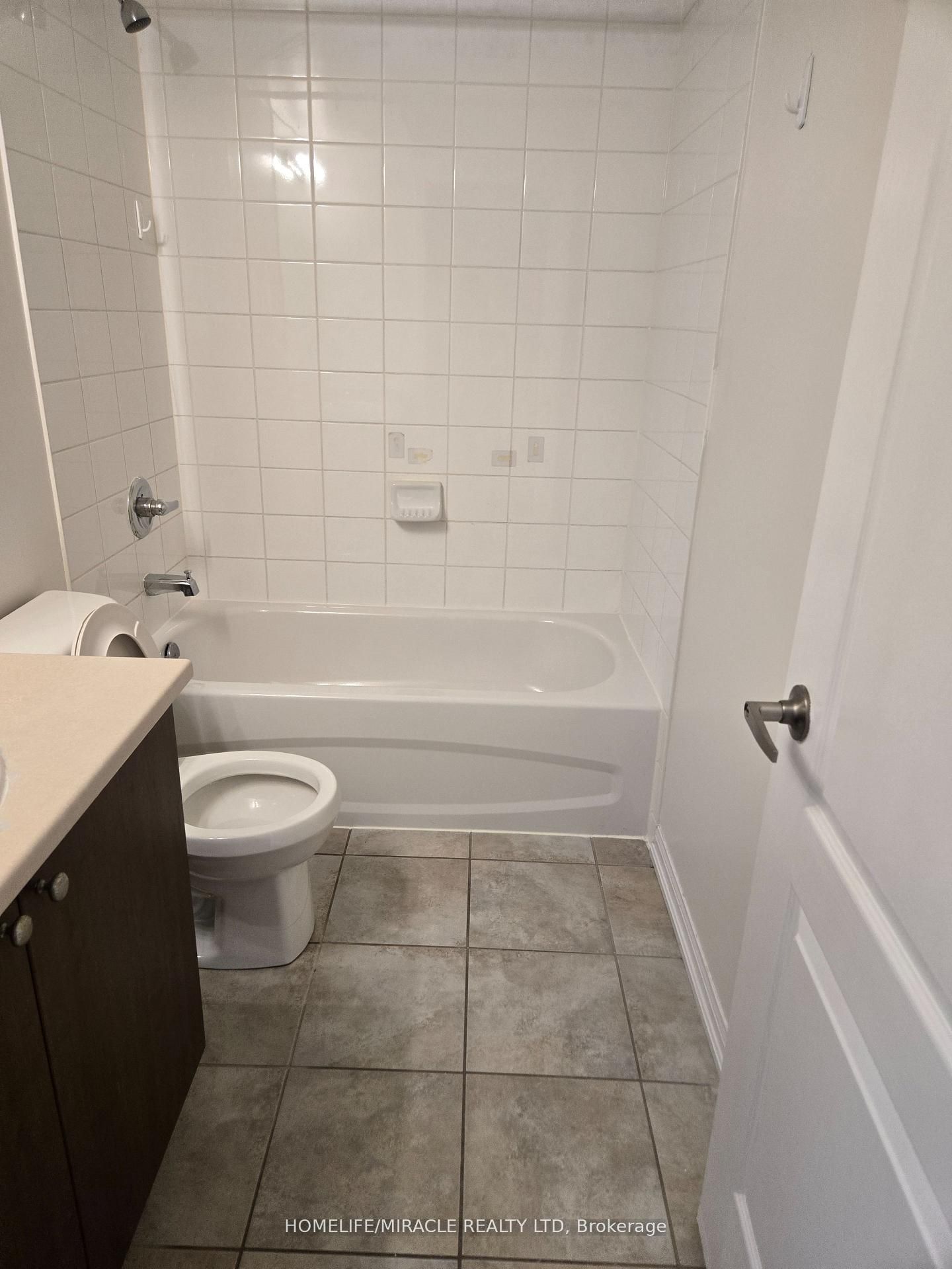 3120 Boxford Crescent 5 Property Photo 27