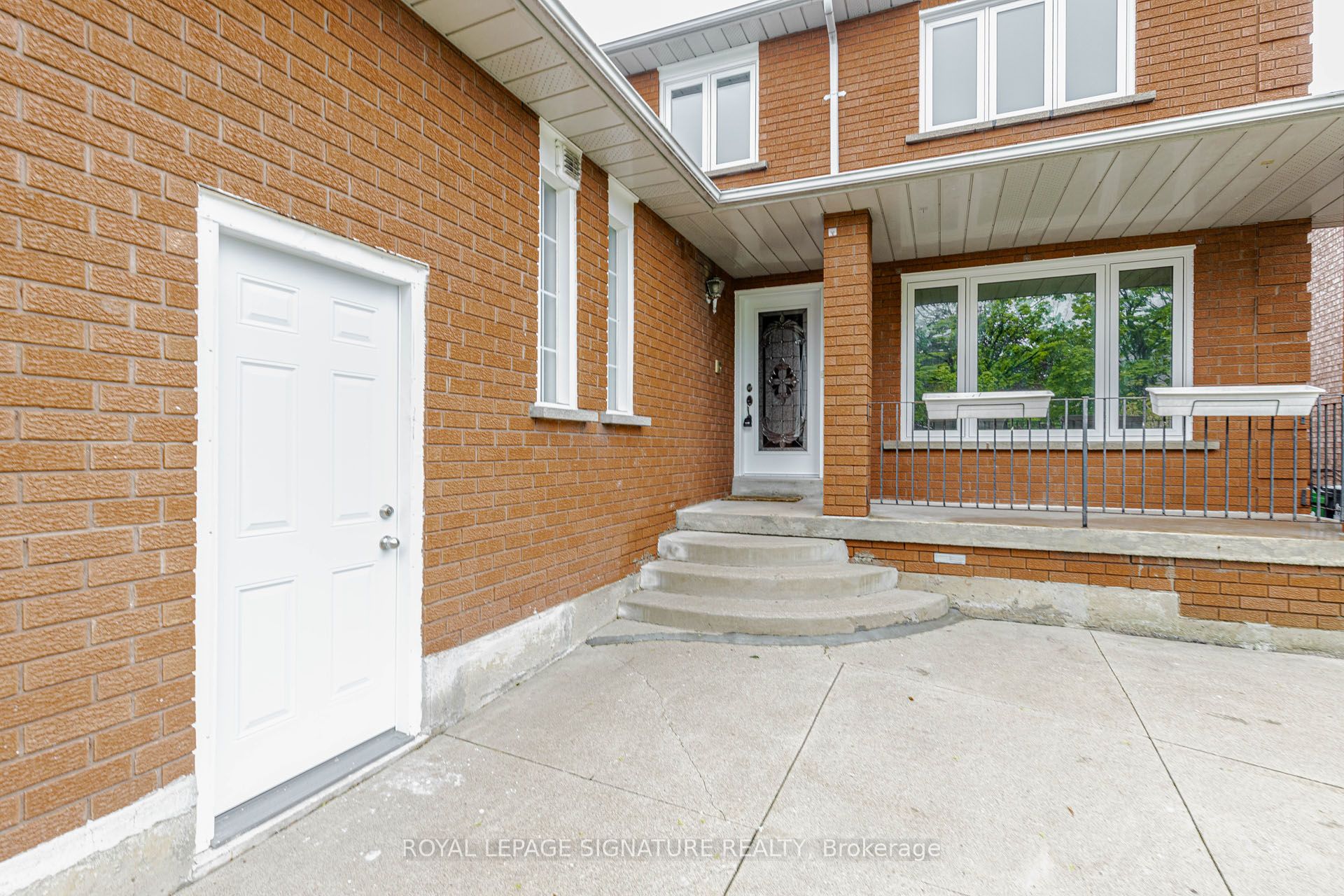 101 Hullrick Drive Basment Property Photo 2