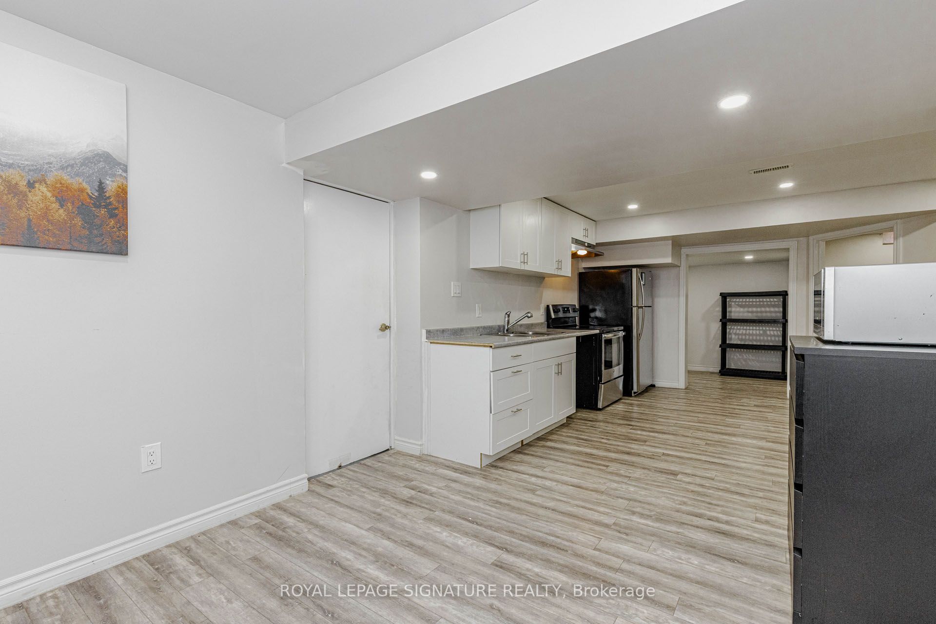 101 Hullrick Drive Basment Property Photo 13