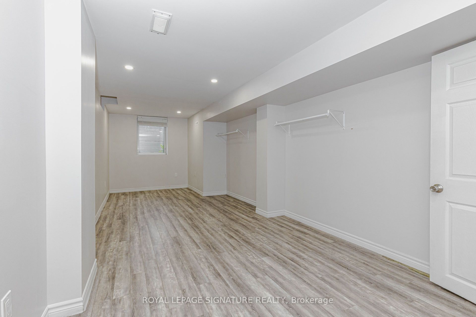 101 Hullrick Drive Basment Property Photo 16