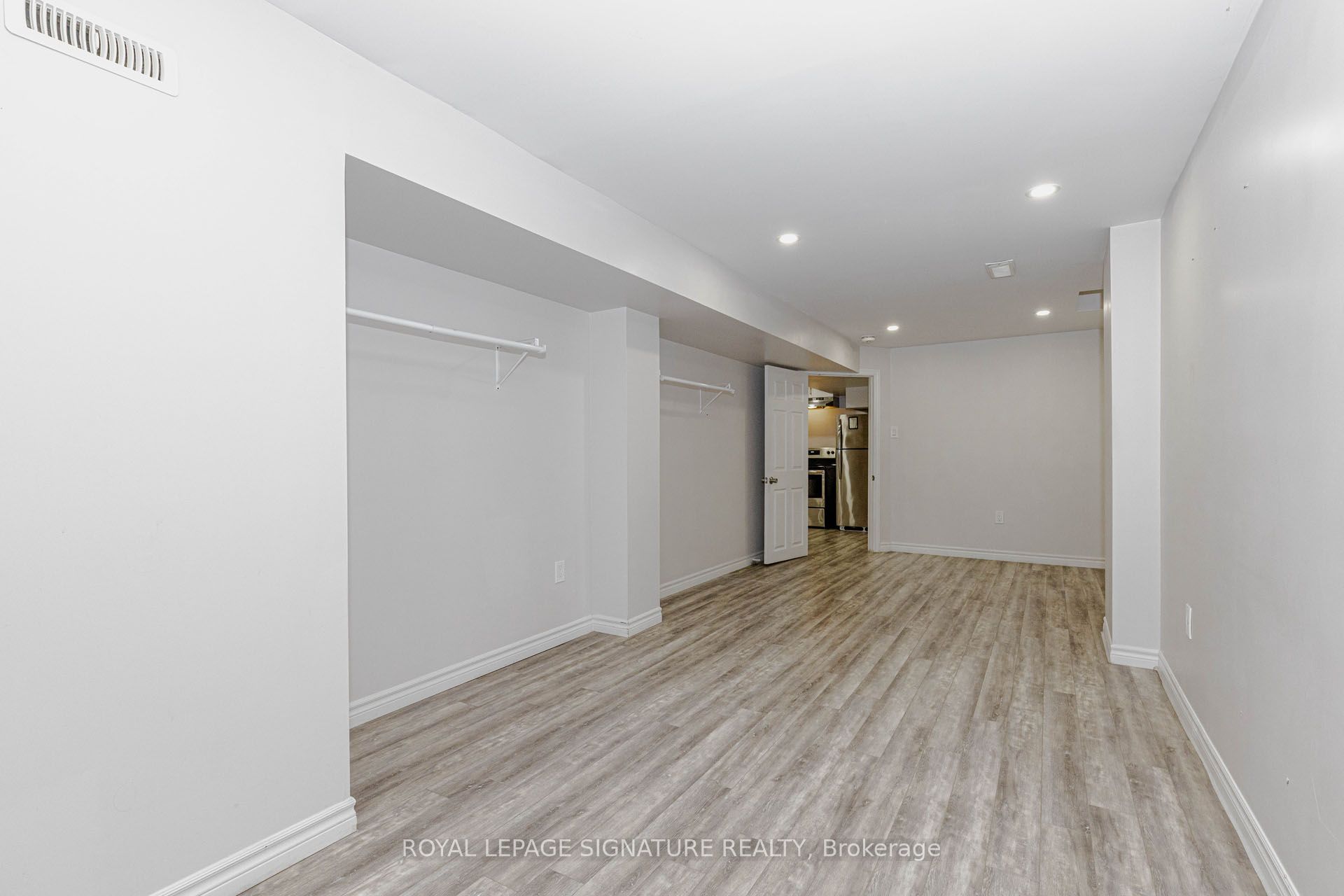 101 Hullrick Drive Basment Property Photo 17