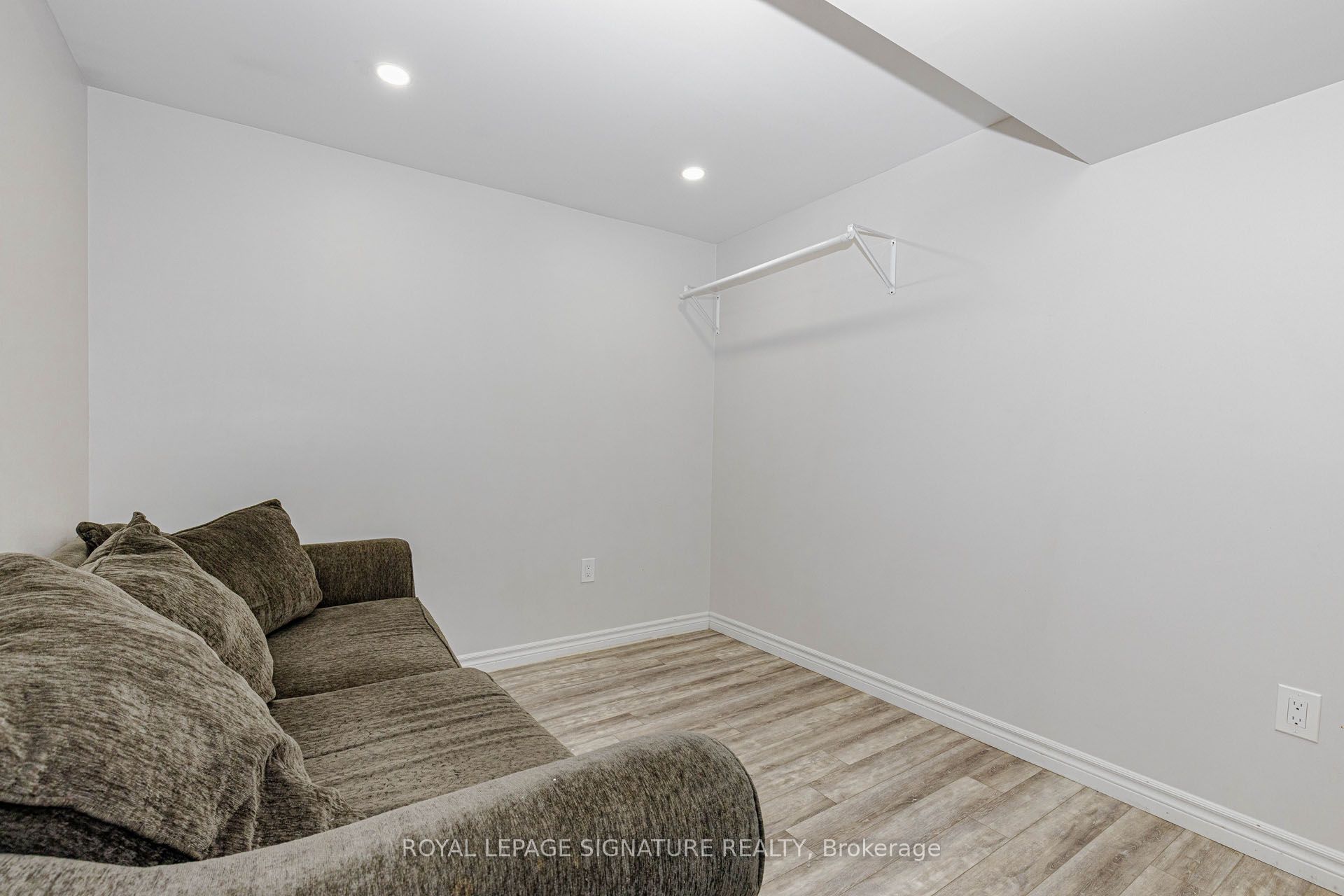 101 Hullrick Drive Basment Property Photo 18
