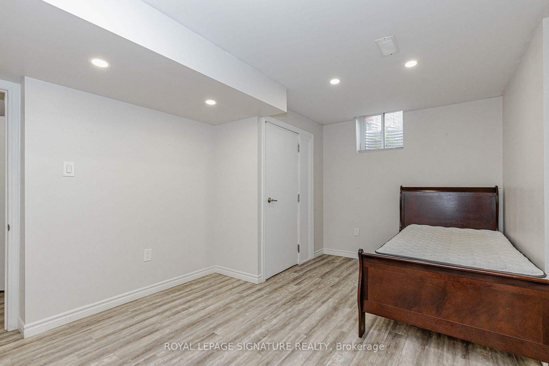 101 Hullrick Drive Basment Property Photo 23