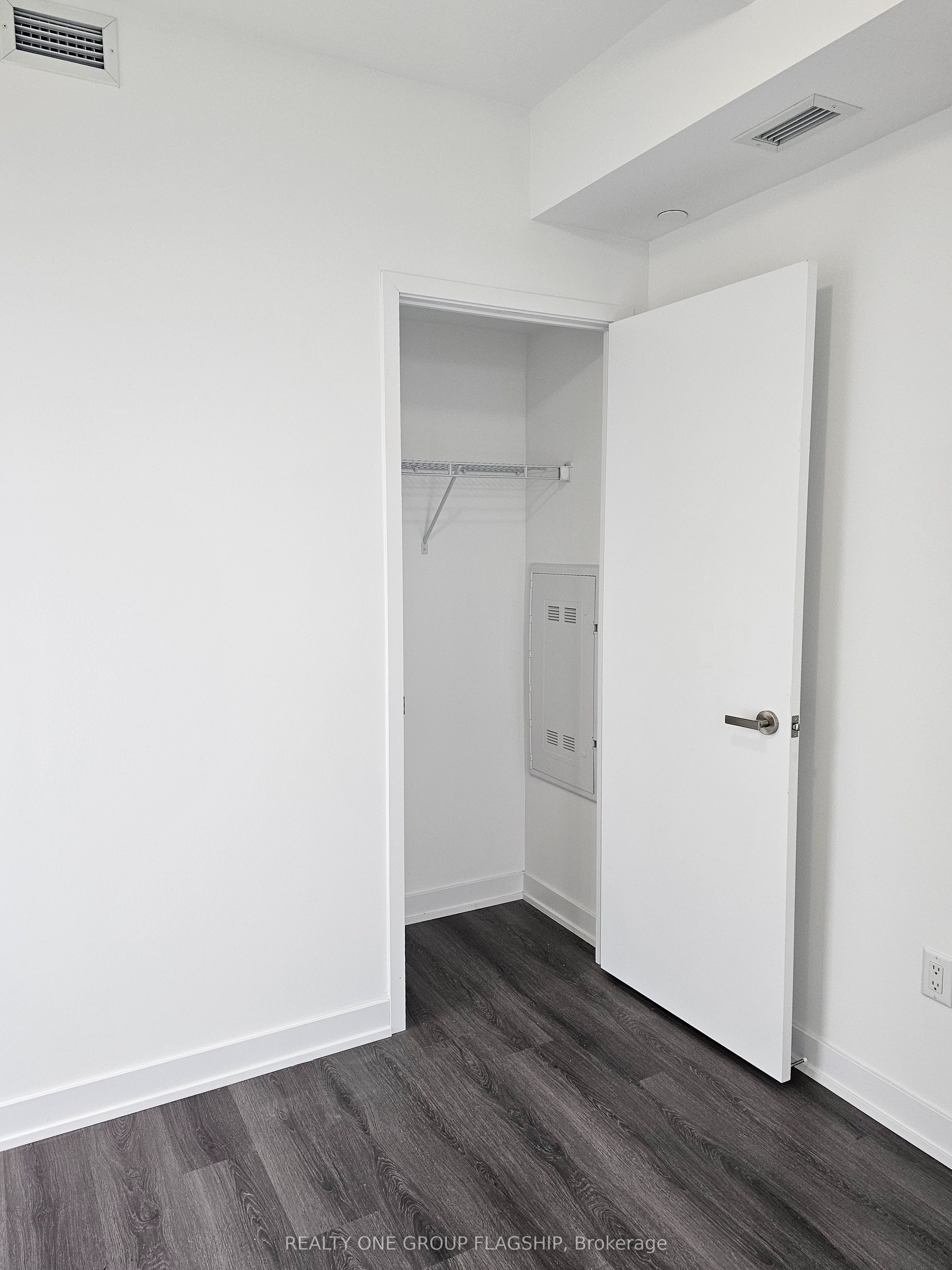 3883 Quartz Road 1809 Property Photo 17