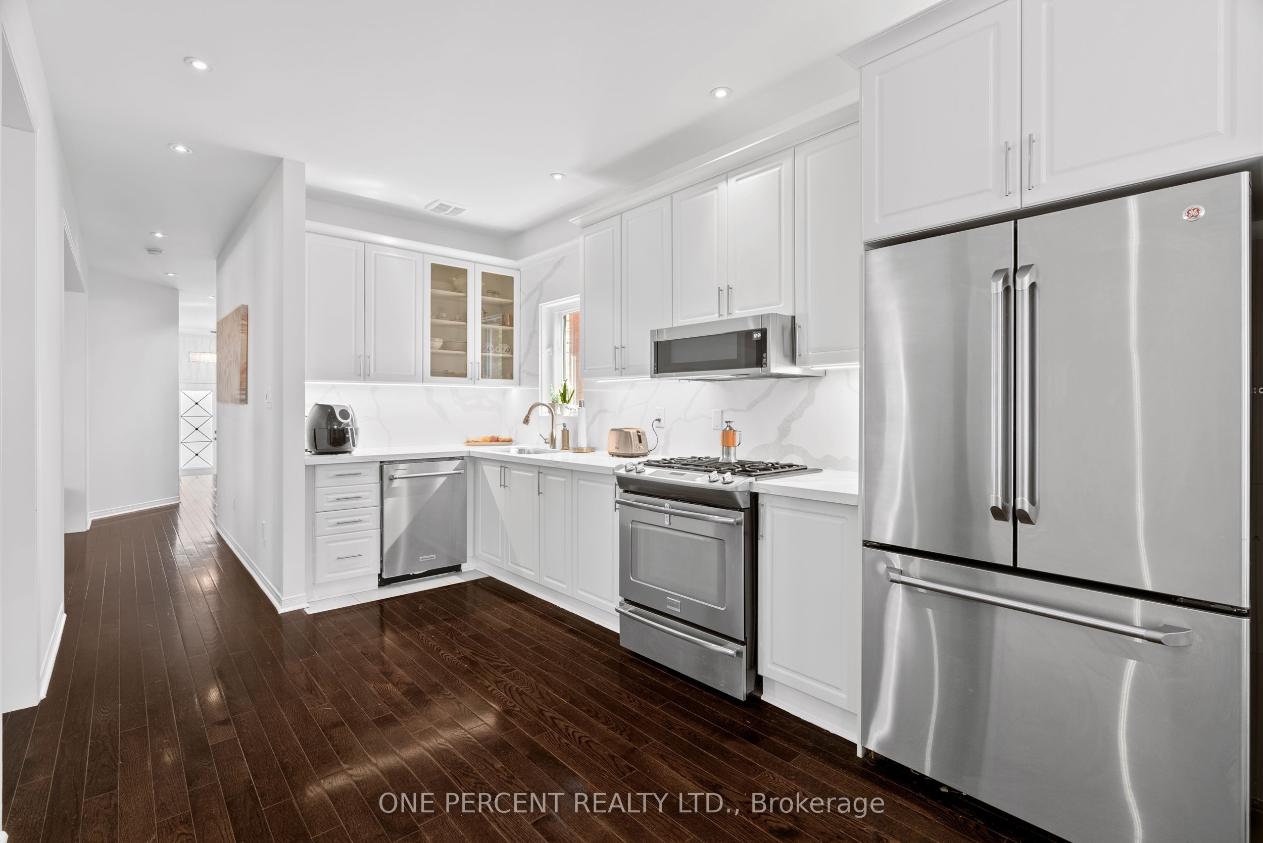 6 Duffel Crescent Property Photo 14