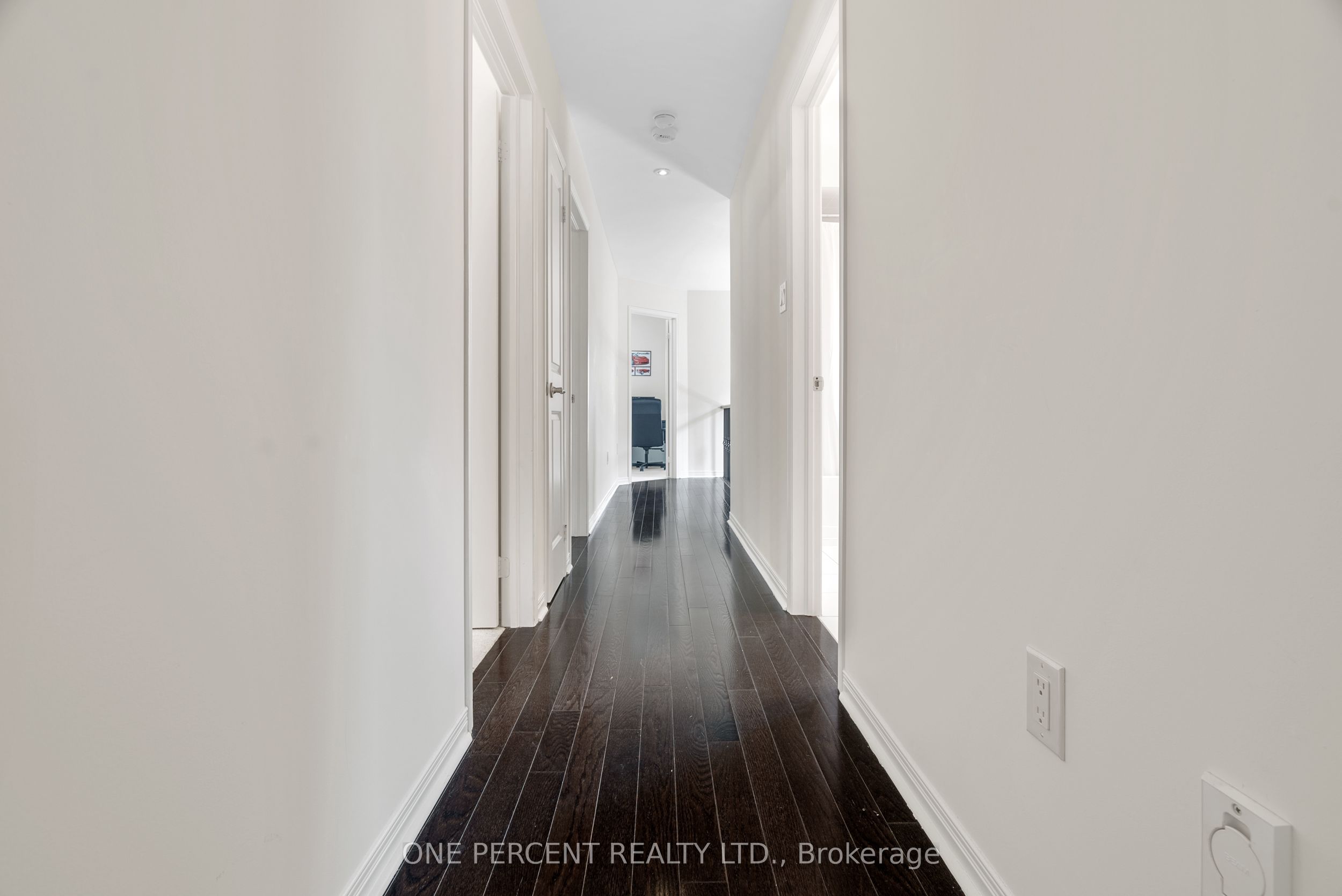 6 Duffel Crescent Property Photo 27