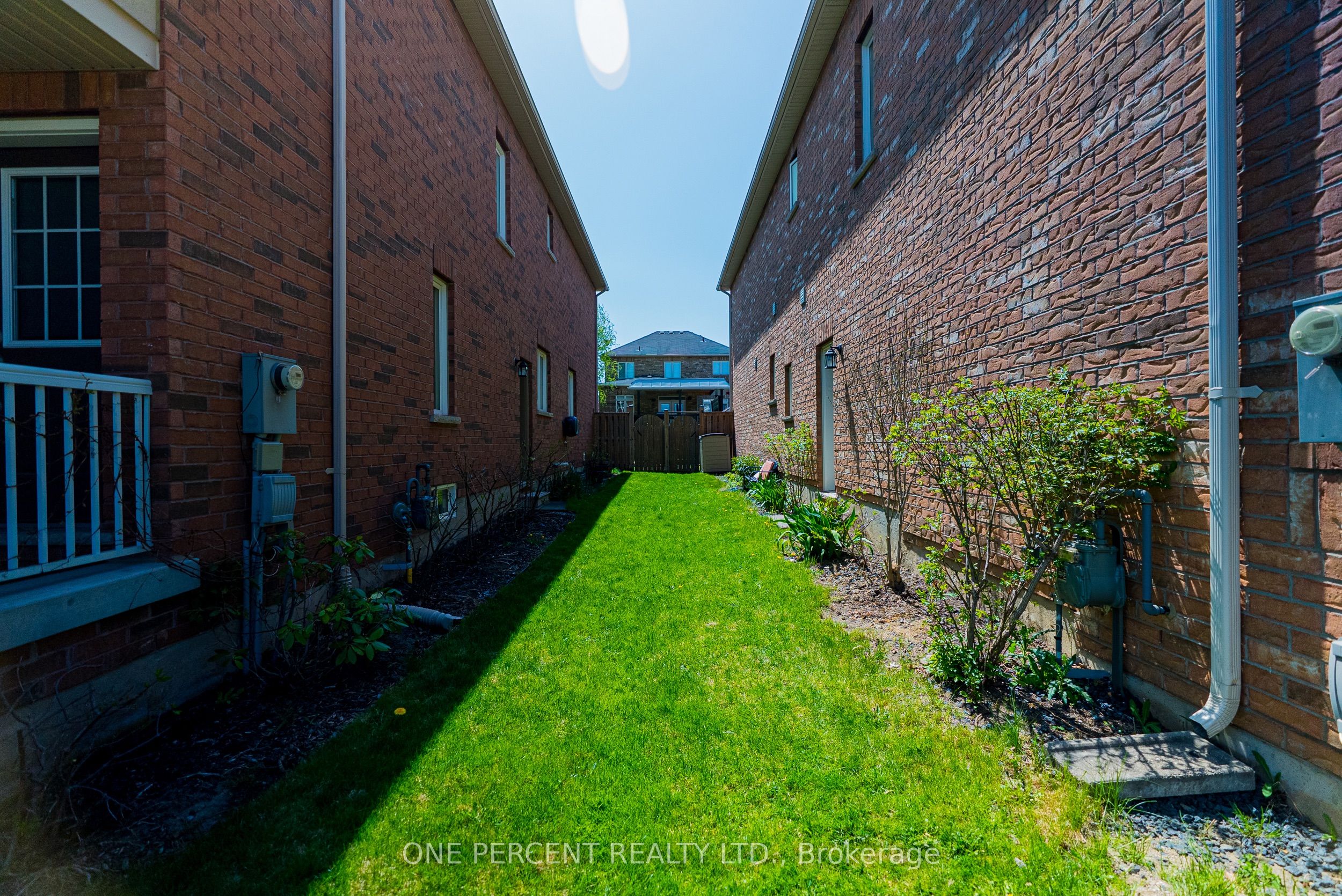 6 Duffel Crescent Property Photo 38