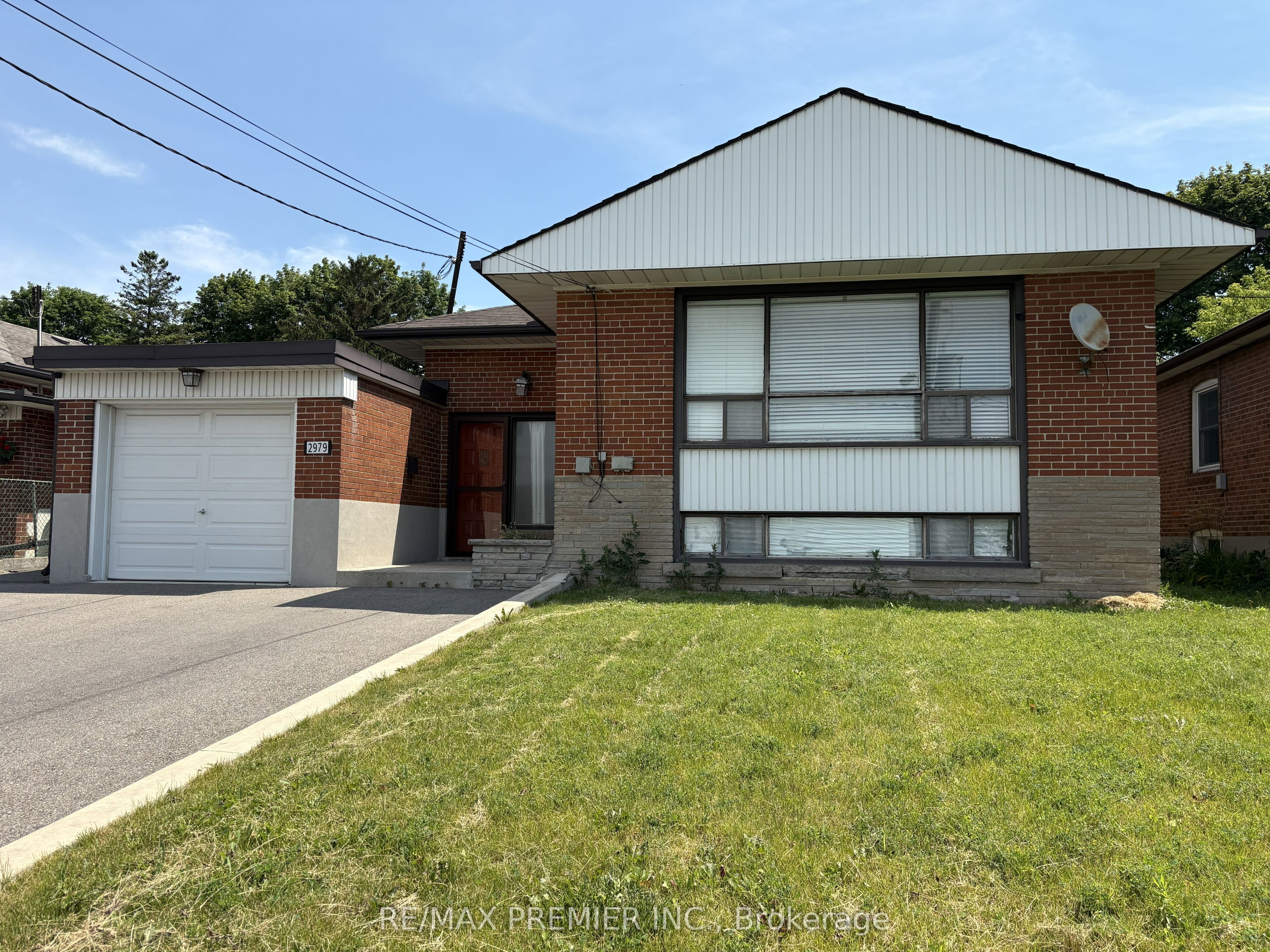 2979 Weston Road Property Photo 2