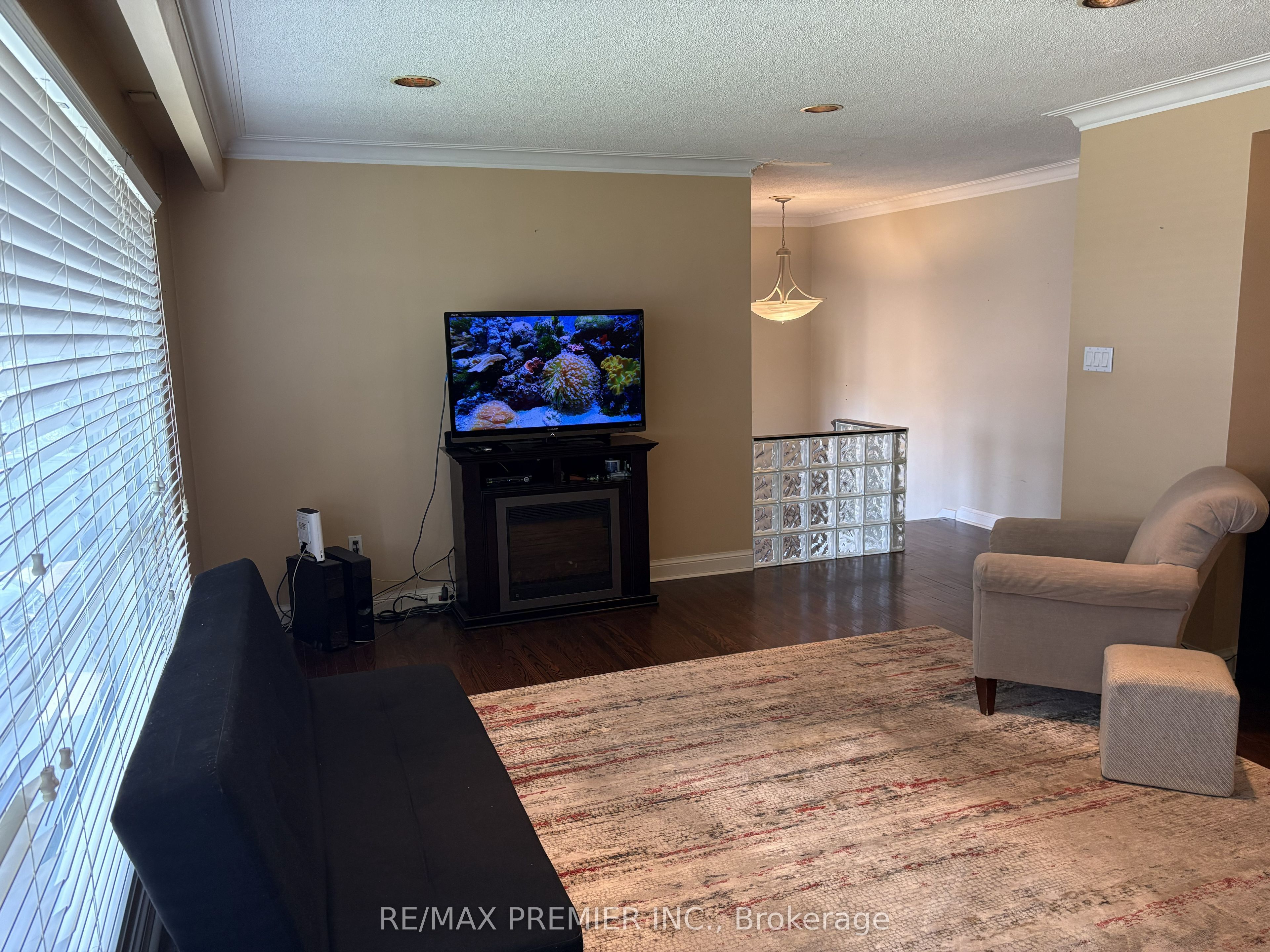 2979 Weston Road Property Photo 6