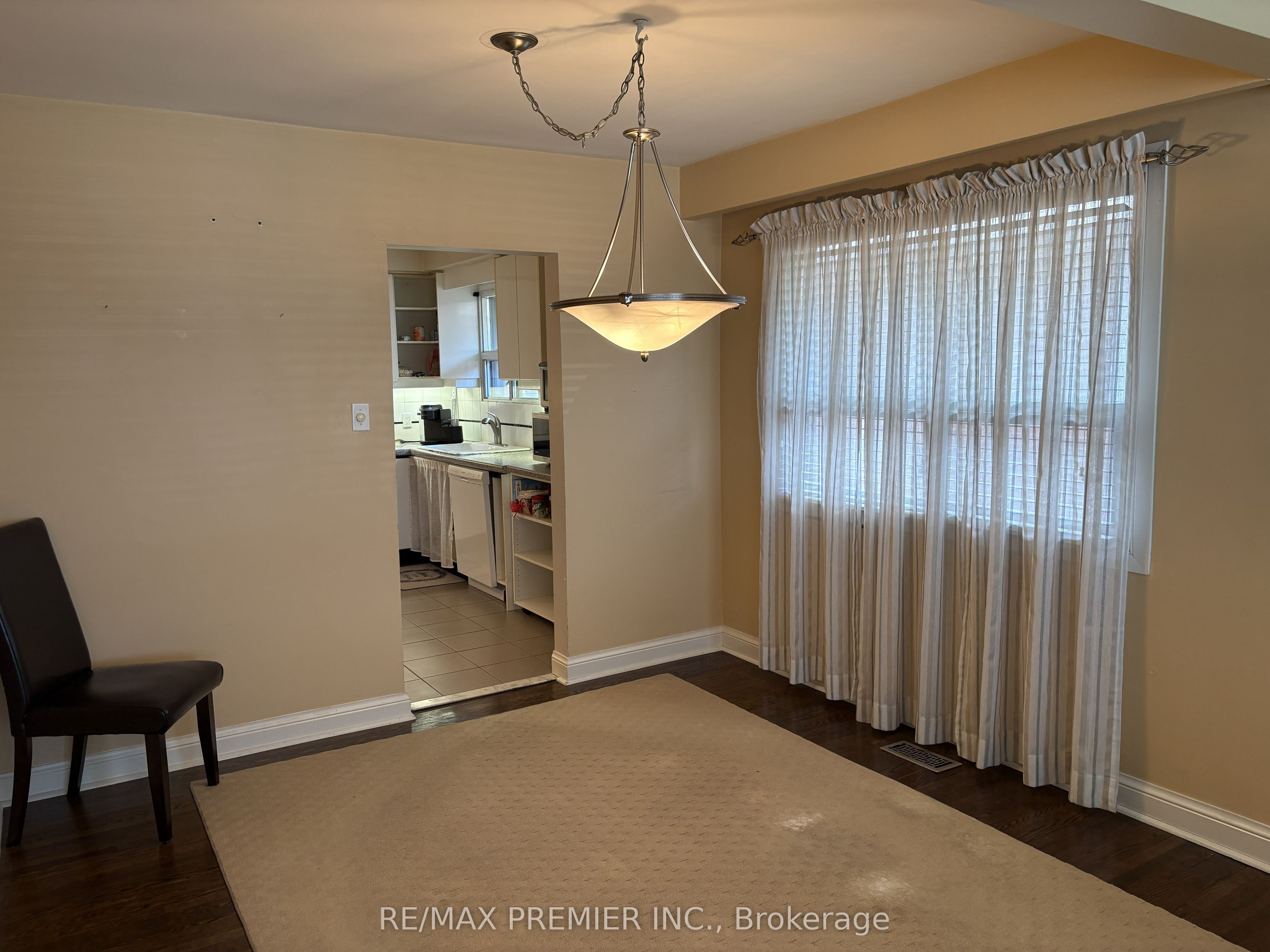 2979 Weston Road Property Photo 7