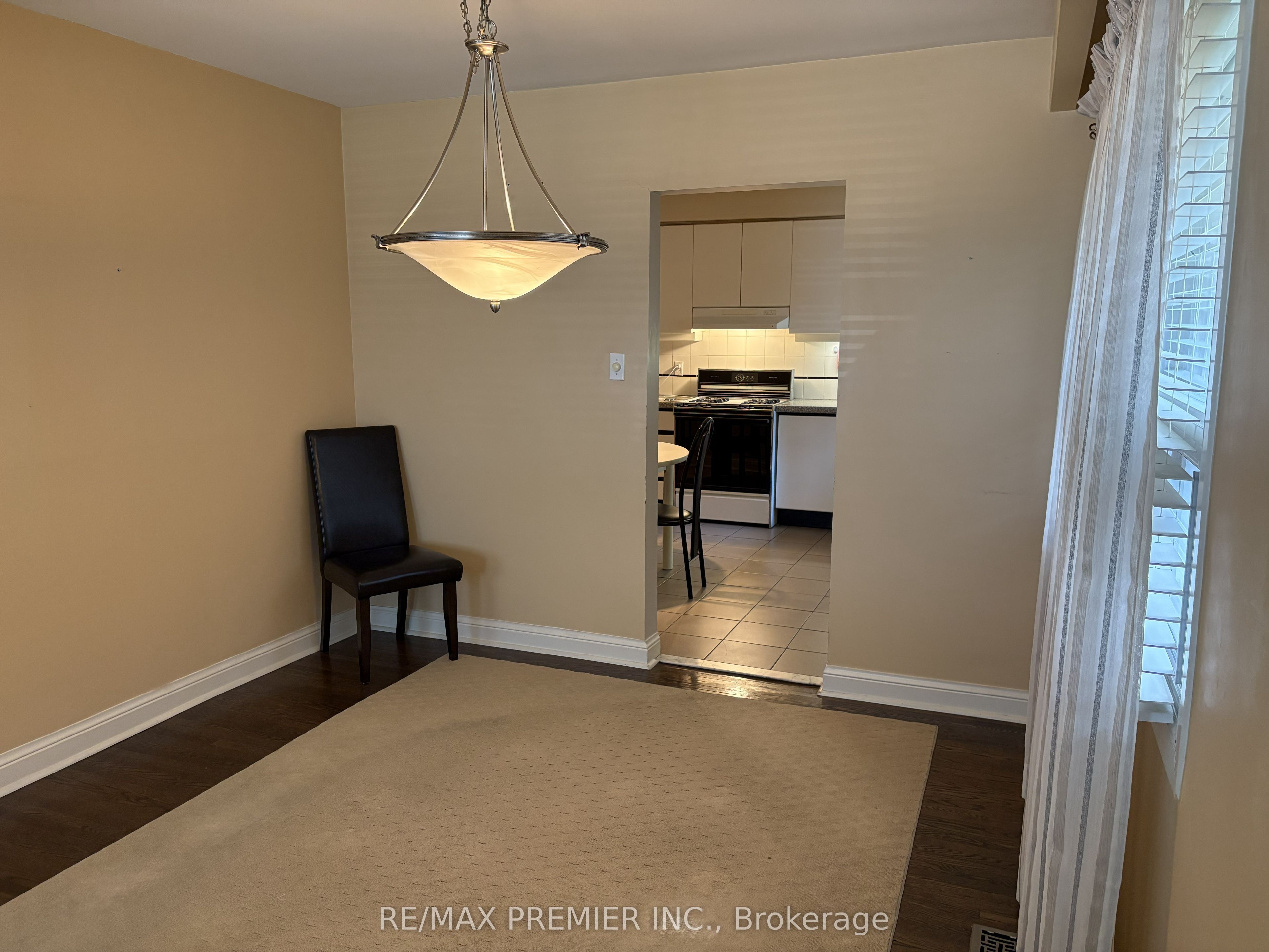 2979 Weston Road Property Photo 8