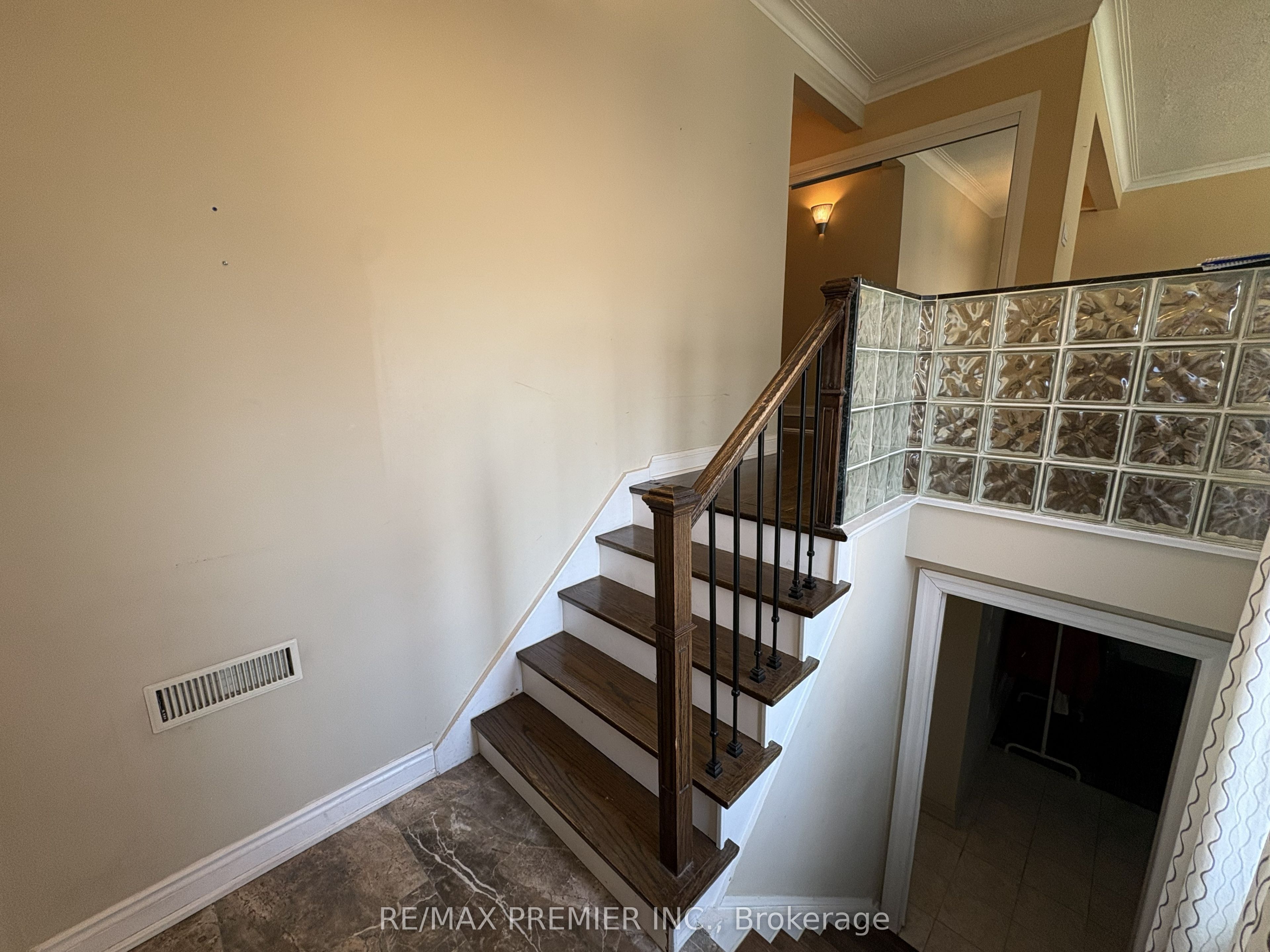 2979 Weston Road Property Photo 19