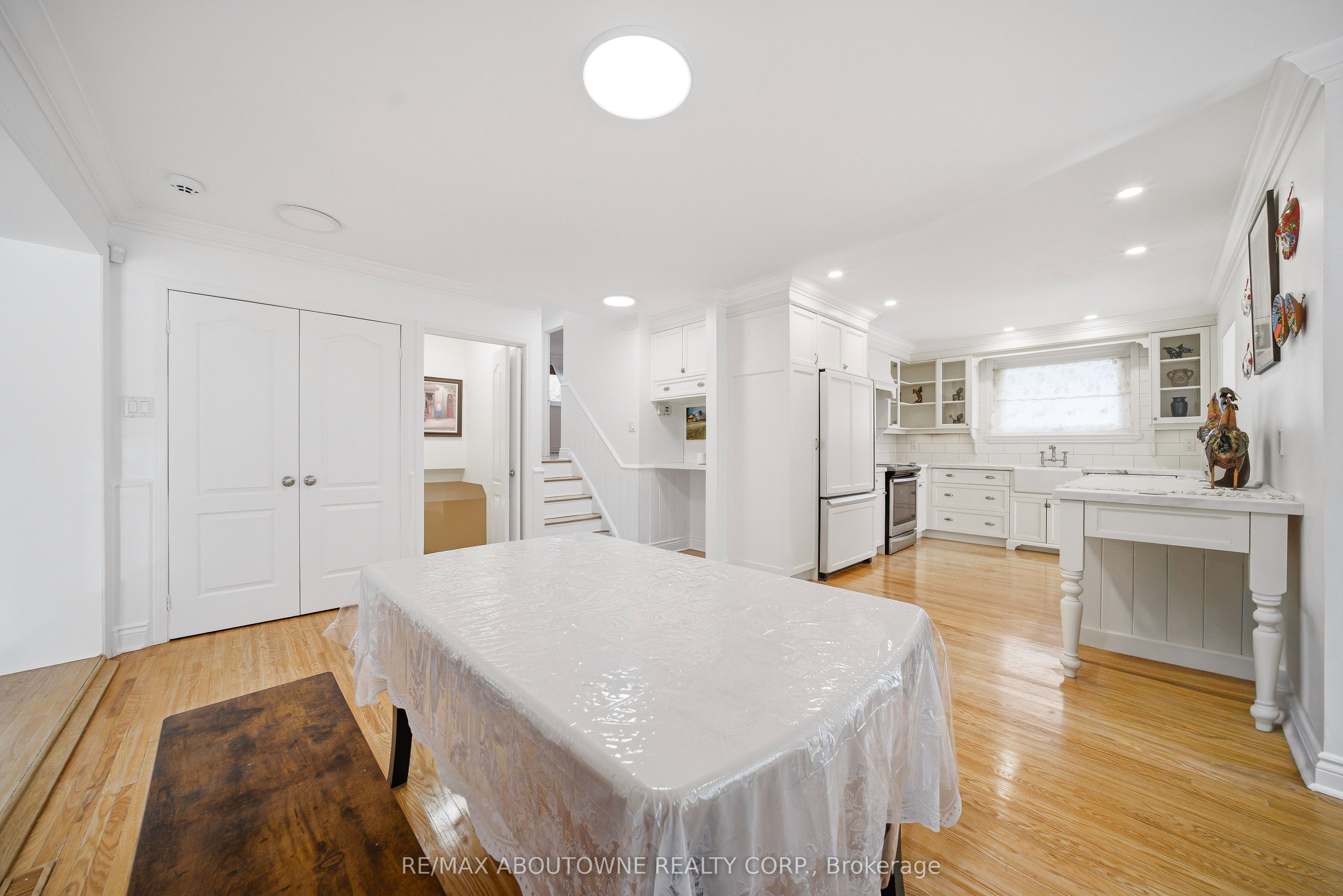 481 Anthony Drive Property Photo 8