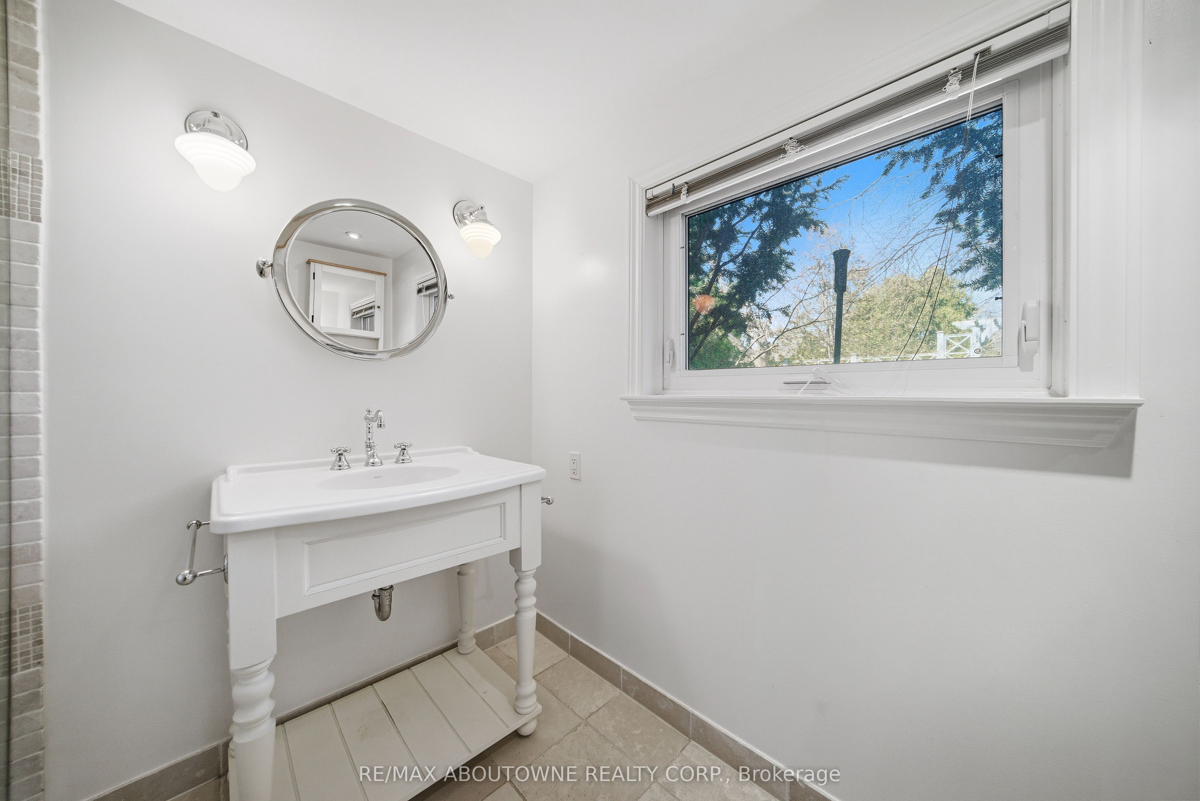 481 Anthony Drive Property Photo 26