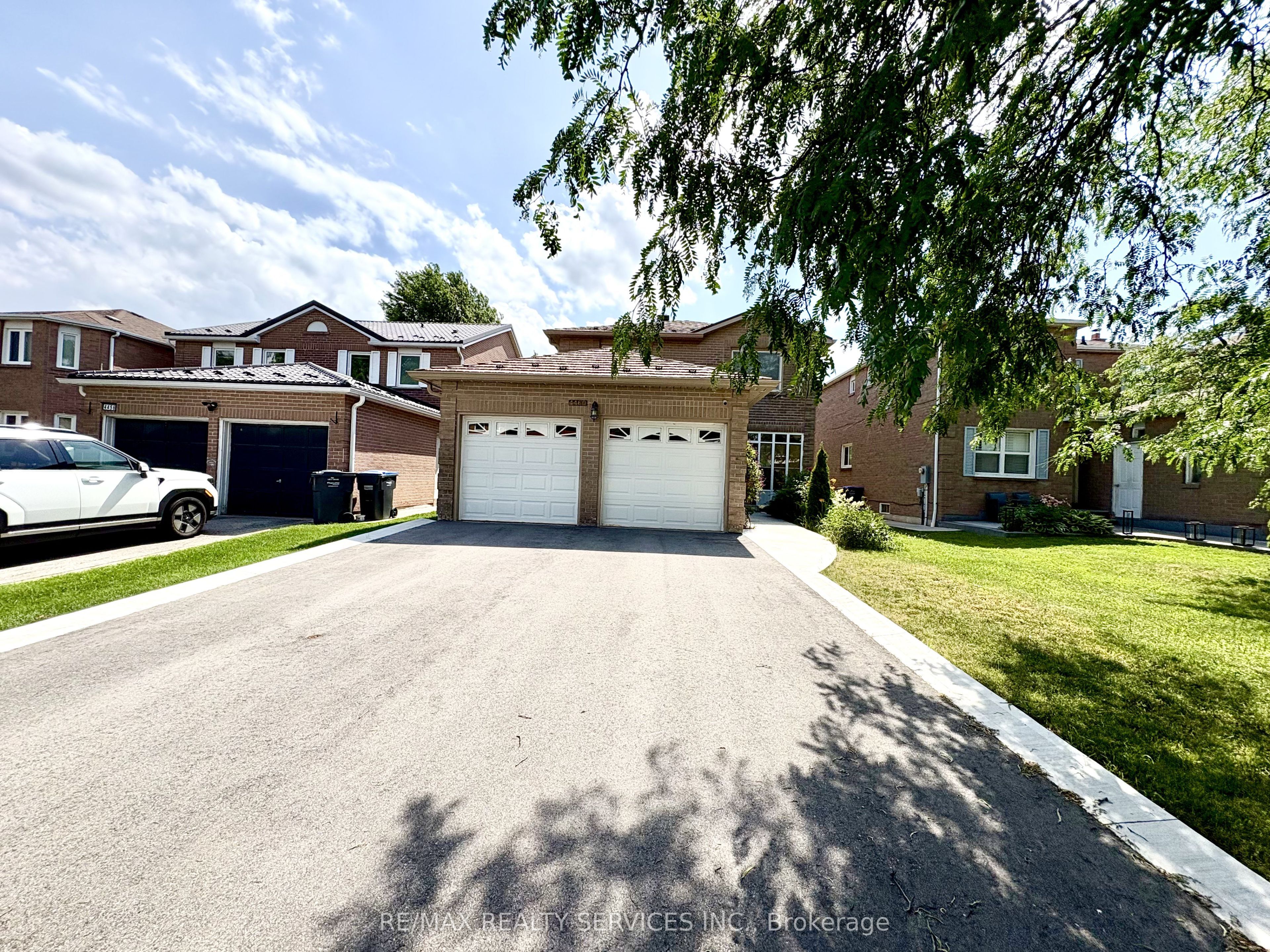 4460 Ashley Avenue Property Photo 2