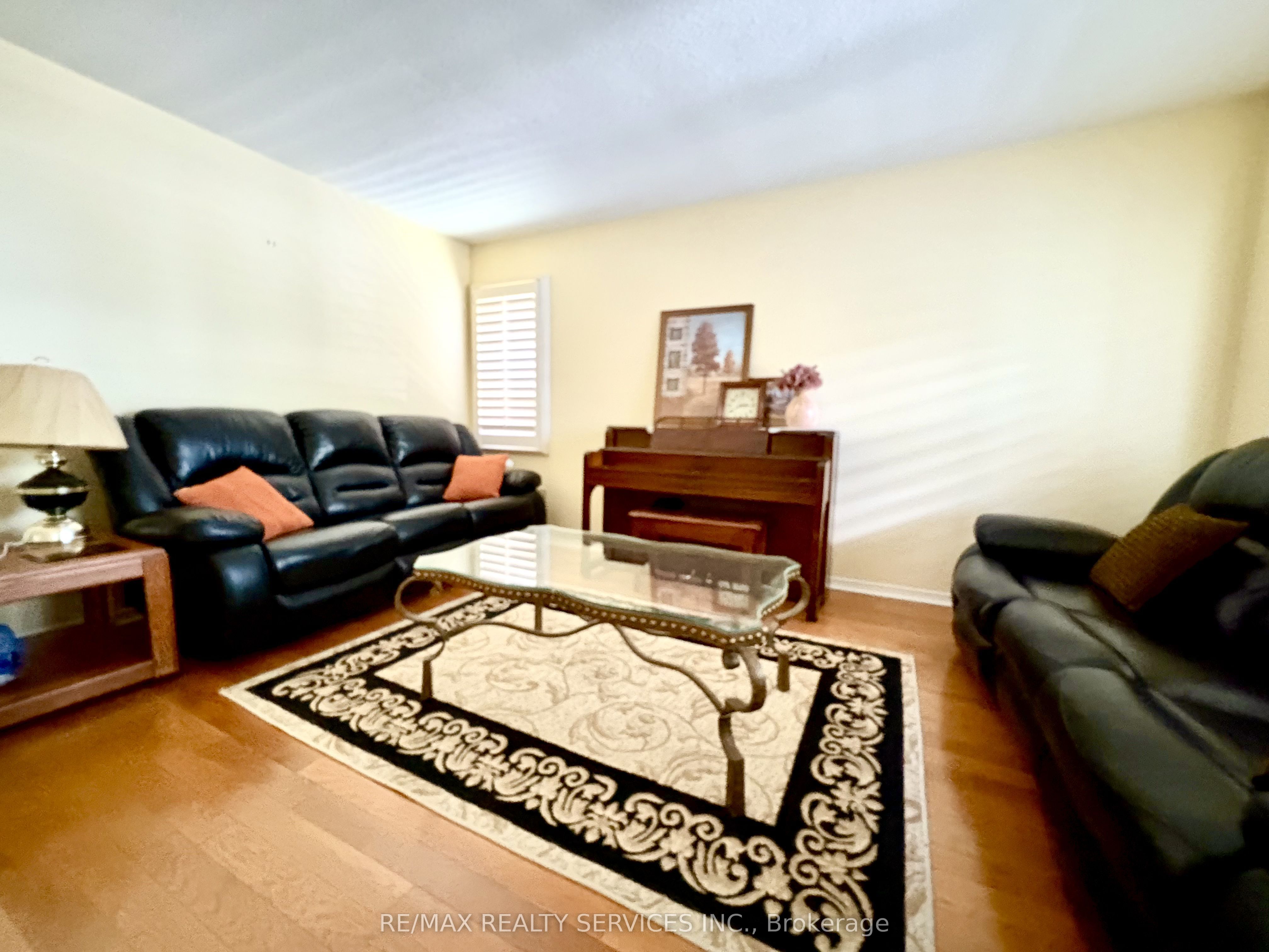 4460 Ashley Avenue Property Photo 5