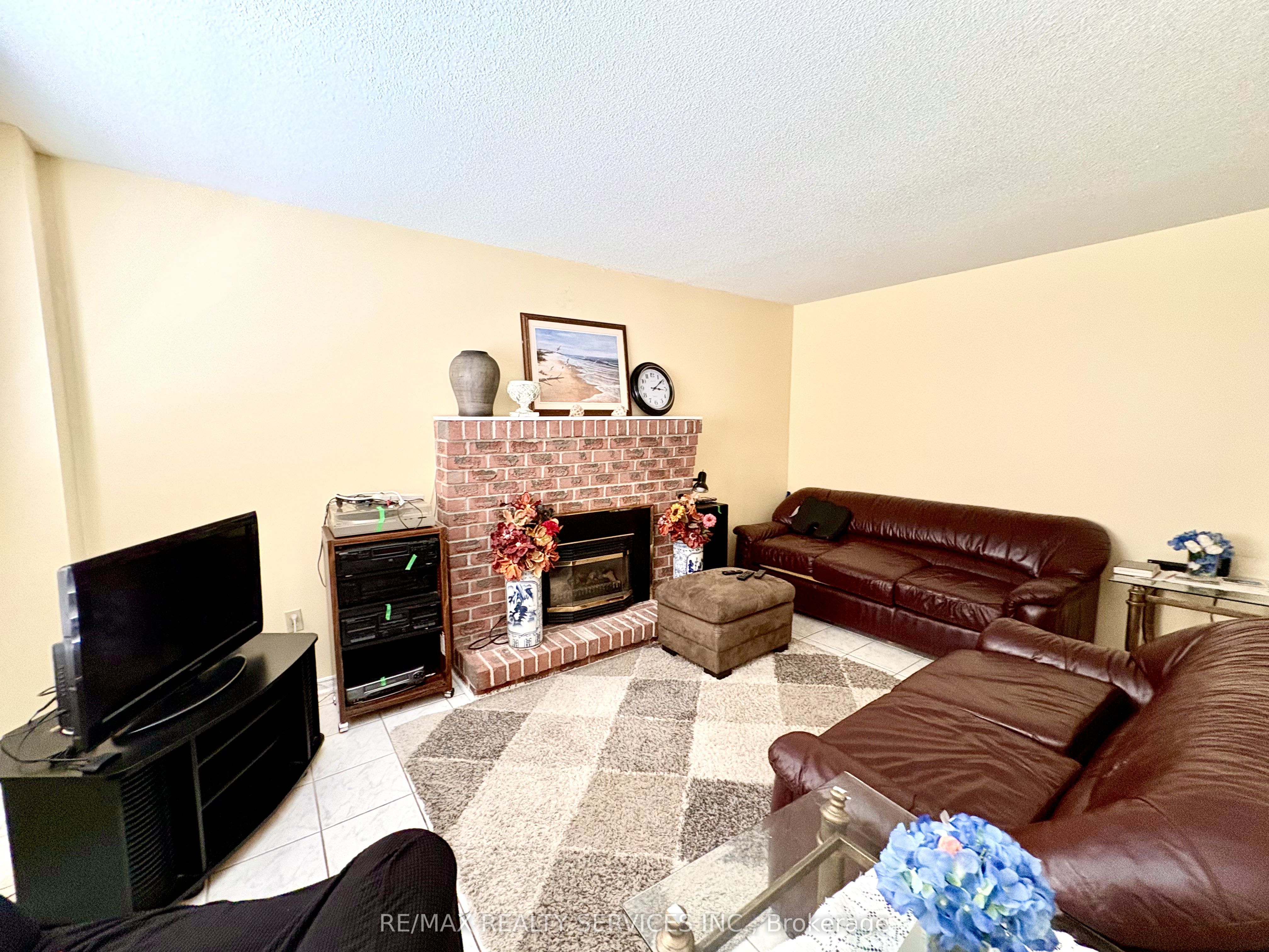4460 Ashley Avenue Property Photo 8